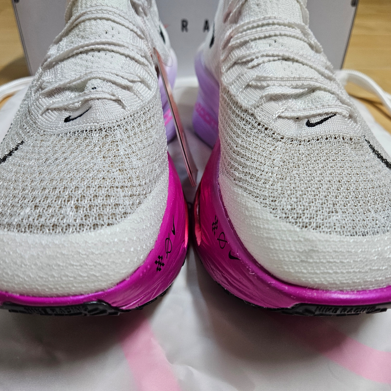 Nike Air Zoom Alphafly Next% 3 Hyper Pink 착용 스타일 - 9
