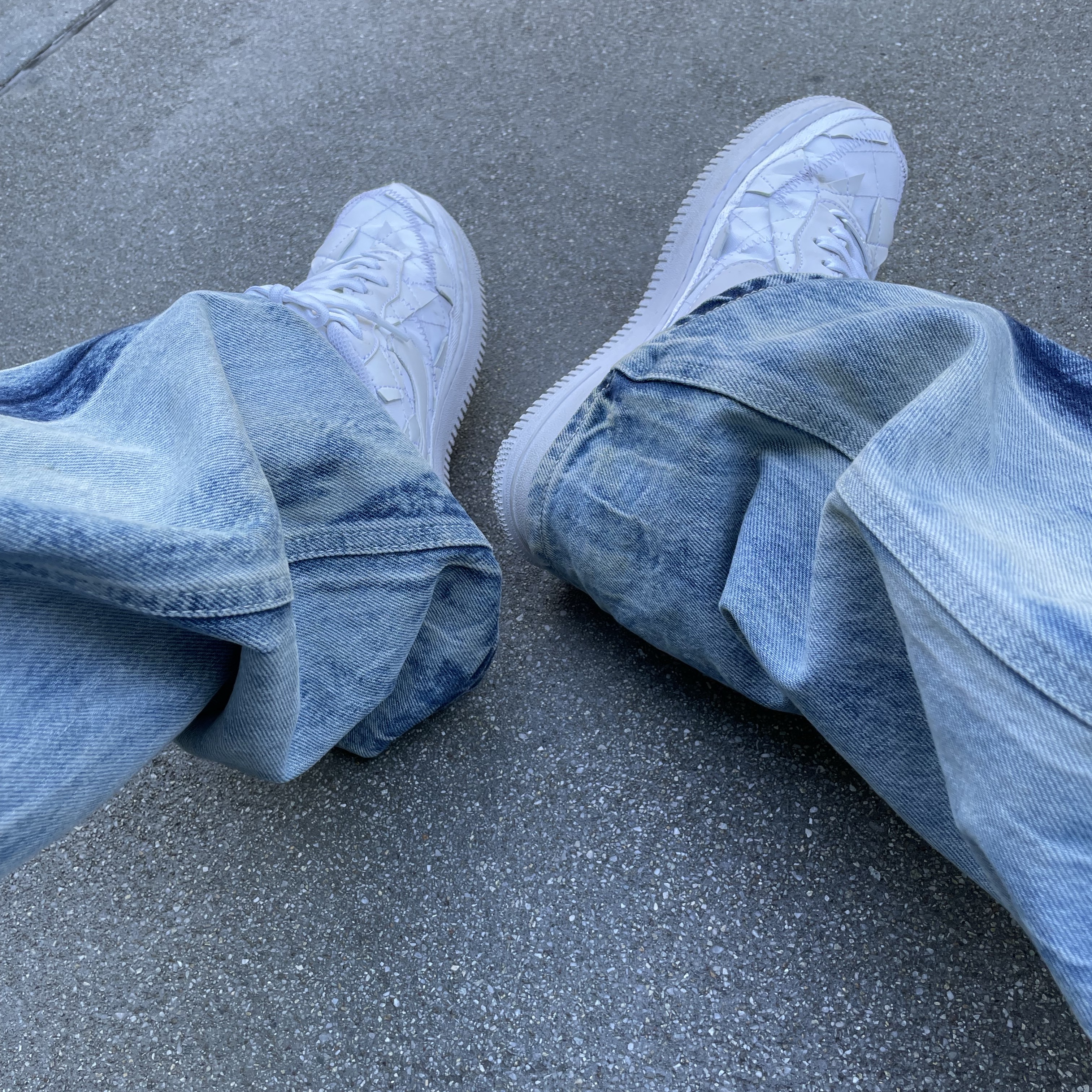 Nike x Billie Eilish Air Force 1 Low SP Triple White 착용 스타일