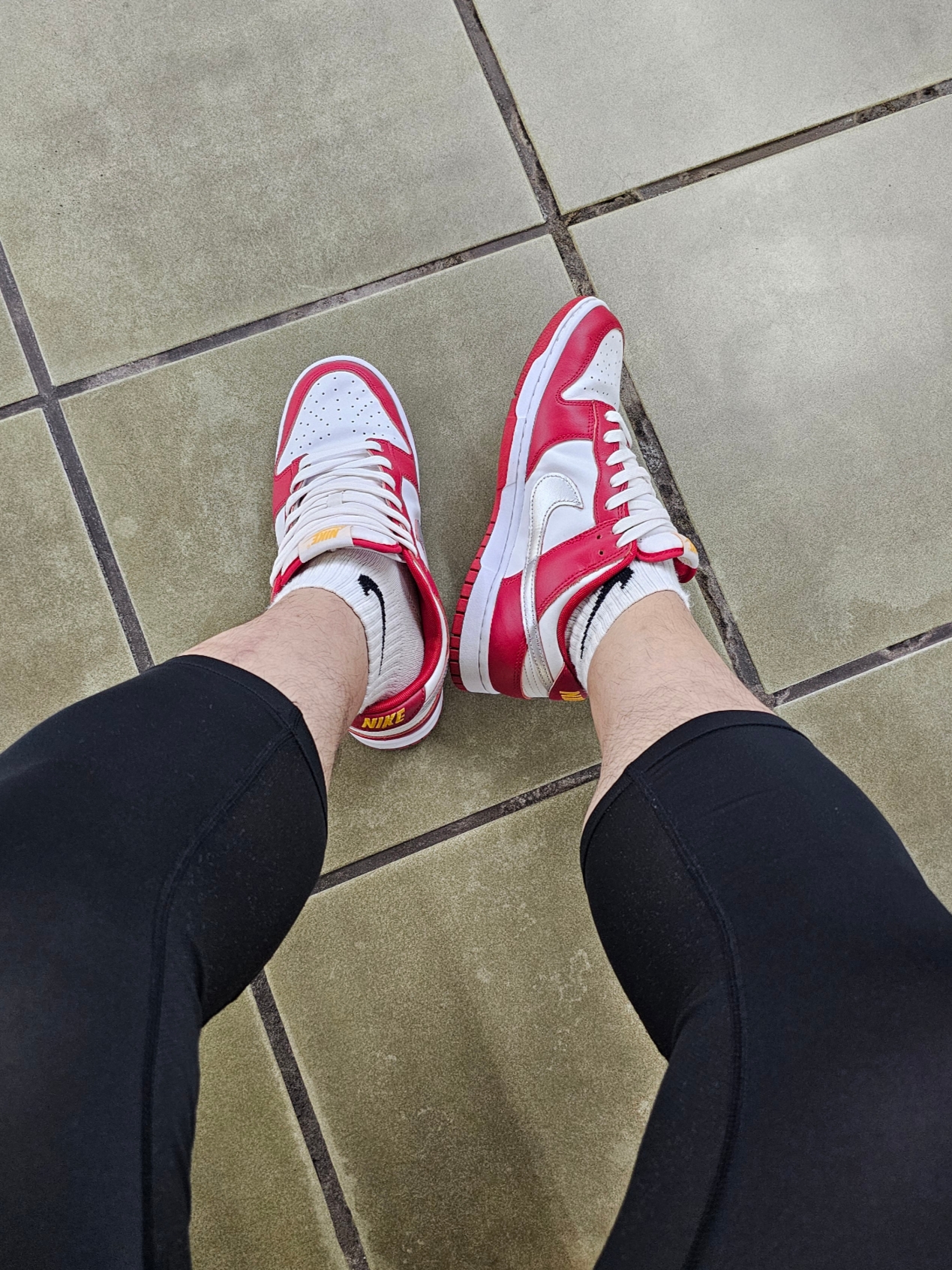 Nike Dunk Low Retro Gym Red 착용 스타일 - 2
