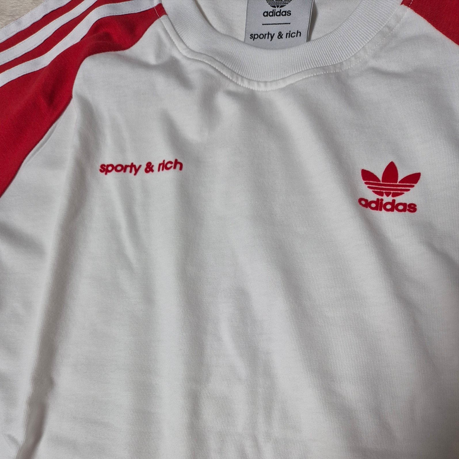 (W) Adidas x Sporty & Rich T-Shirt White Collegiate Red - KR Sizing 착용 스타일 - 1