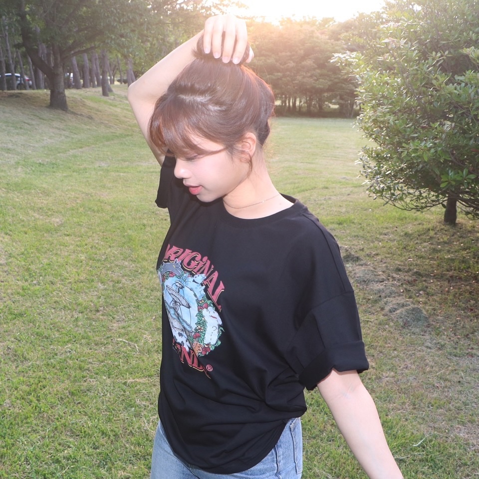 RDVZ Original Puppy Friends T-shirt Black 착용 스타일 - 1