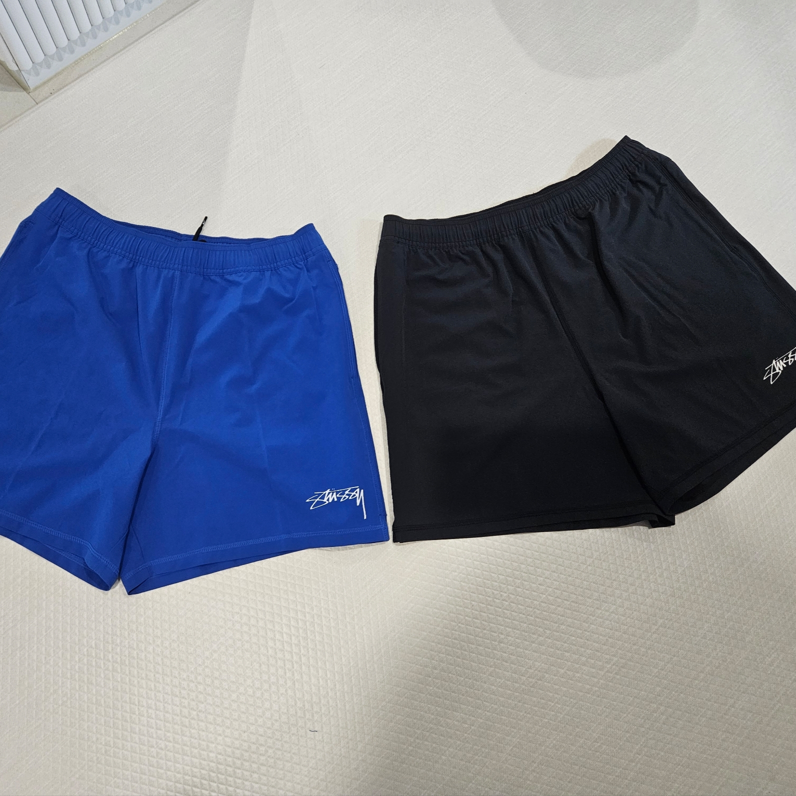 Nike x Stussy Water Short Black (FZ5761-010), Nike x Stussy Water Short Hyper Royal (FZ5761-405) 착용 스타일 - 4