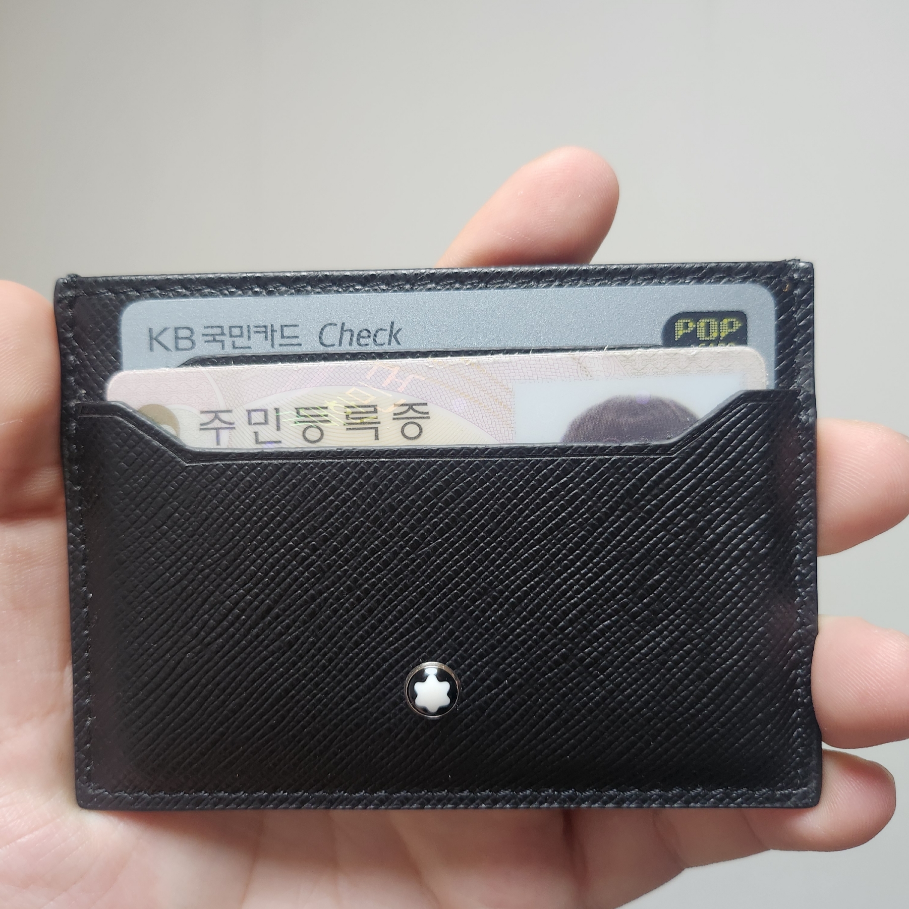 Montblanc Sartorial 5cc Card Holder Black 착용 스타일 - 1