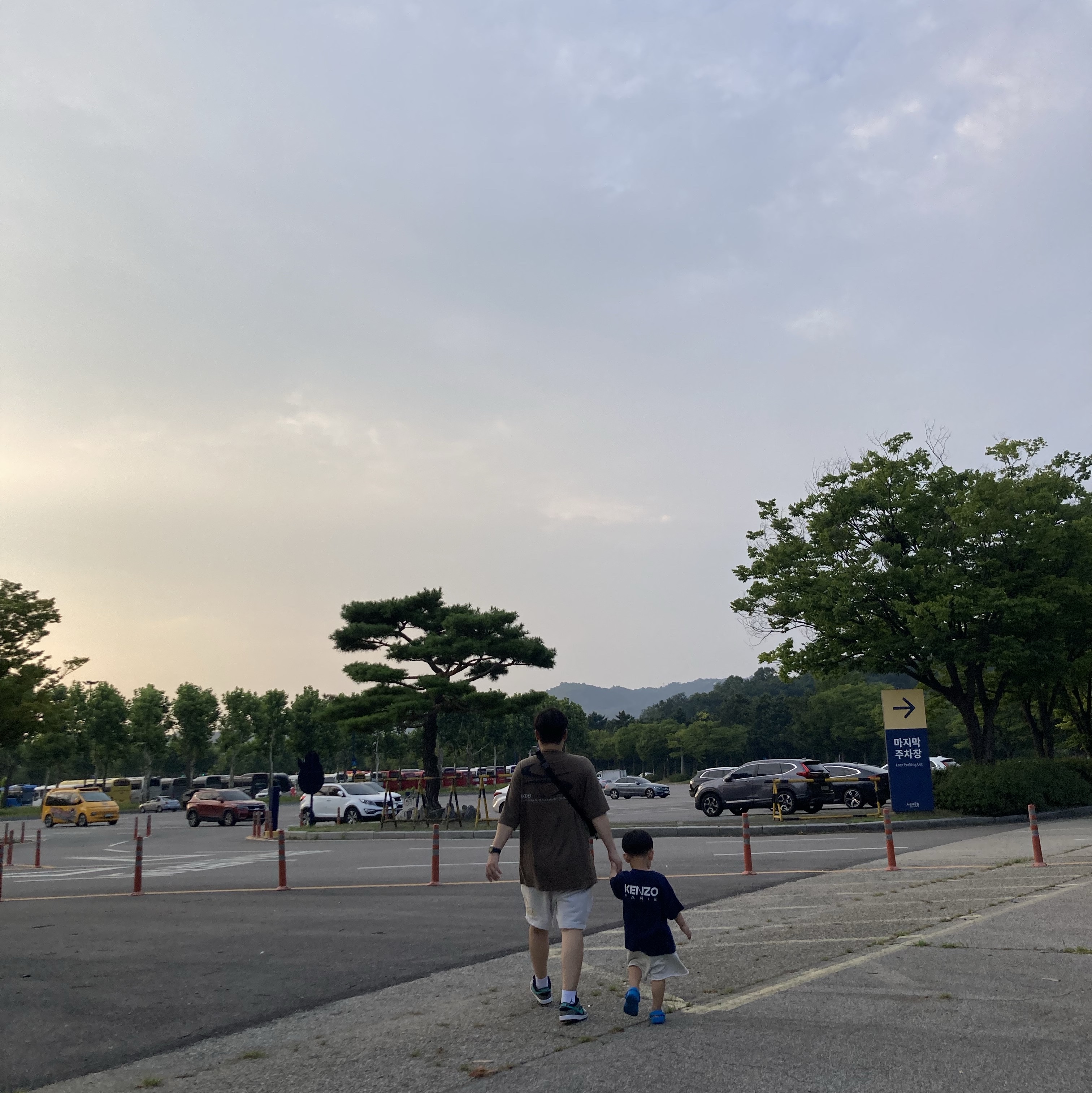 (PS) Jordan 1 x Travis Scott Retro Low OG SP Medium Olive, Supreme Bandana Camp Cap Black - 21SS 착용 스타일 - 10