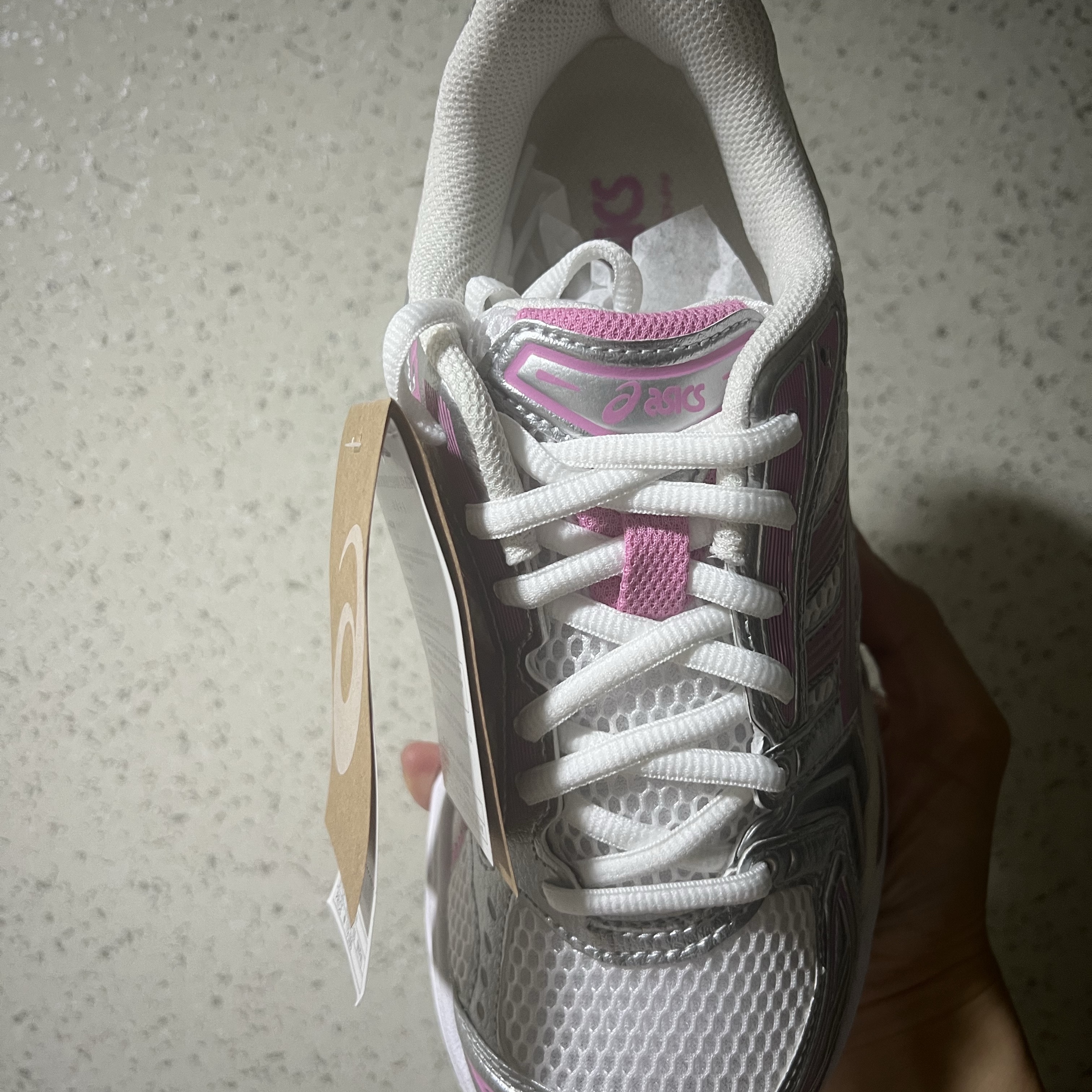 Asics Unlimited Gel-Kayano 14 White Fawn 착용 스타일 - 3