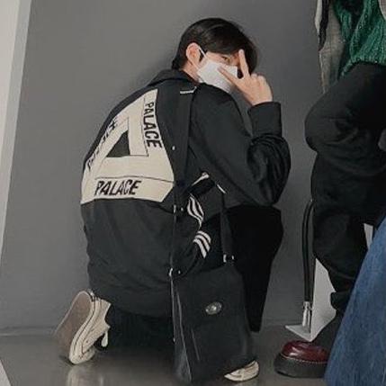 Palace x Adidas Firebird Track Top Black - 20FW 착용 스타일 - 1