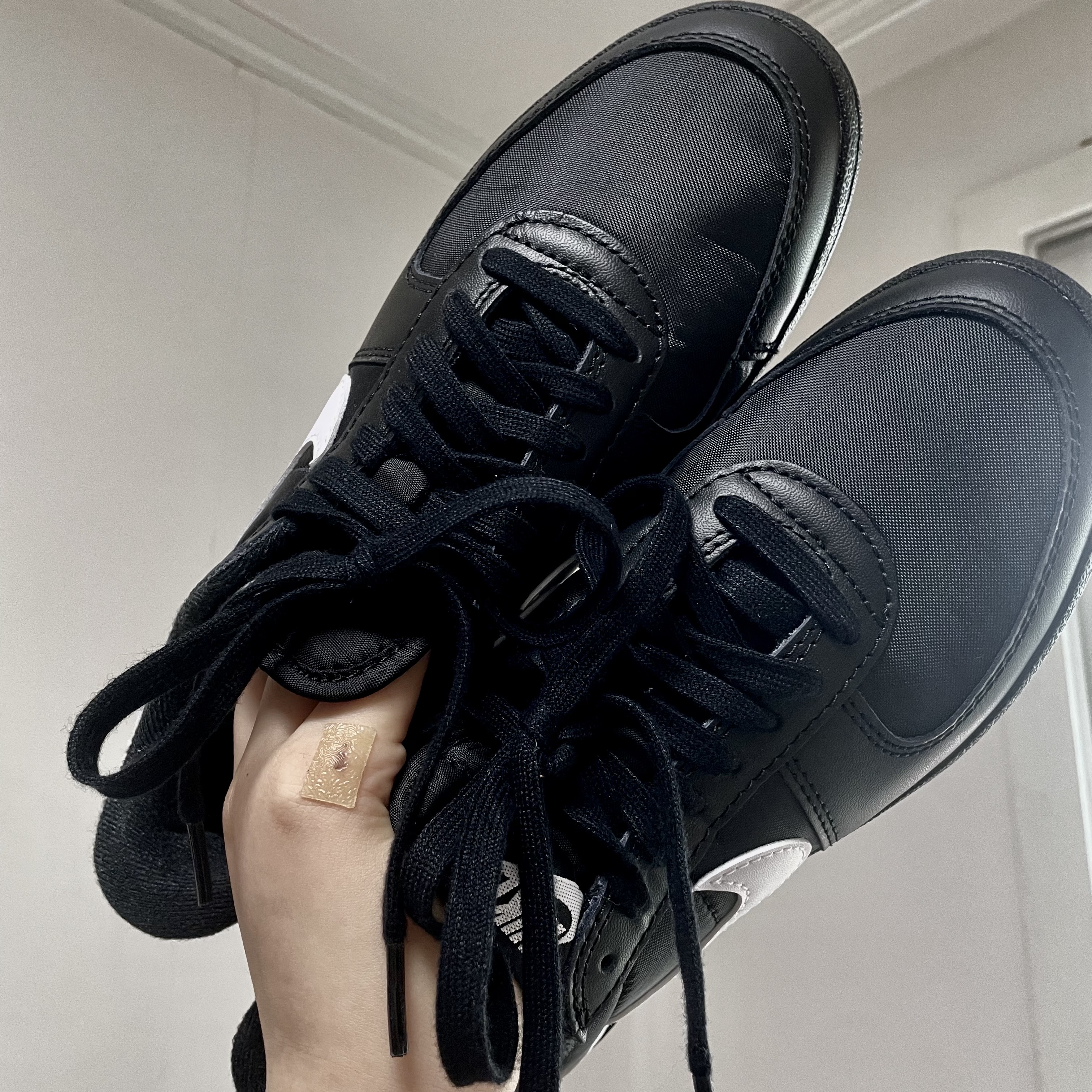 Nike Field General 82 SP Black and White 착용 스타일 - 2