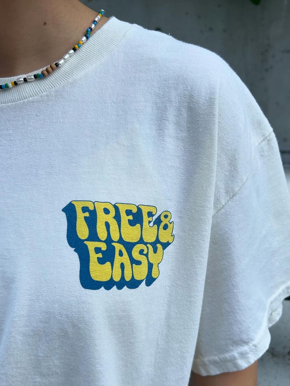 Free & Easy Lazy Days SS Tee Pale Yellow 착용 스타일 - 4