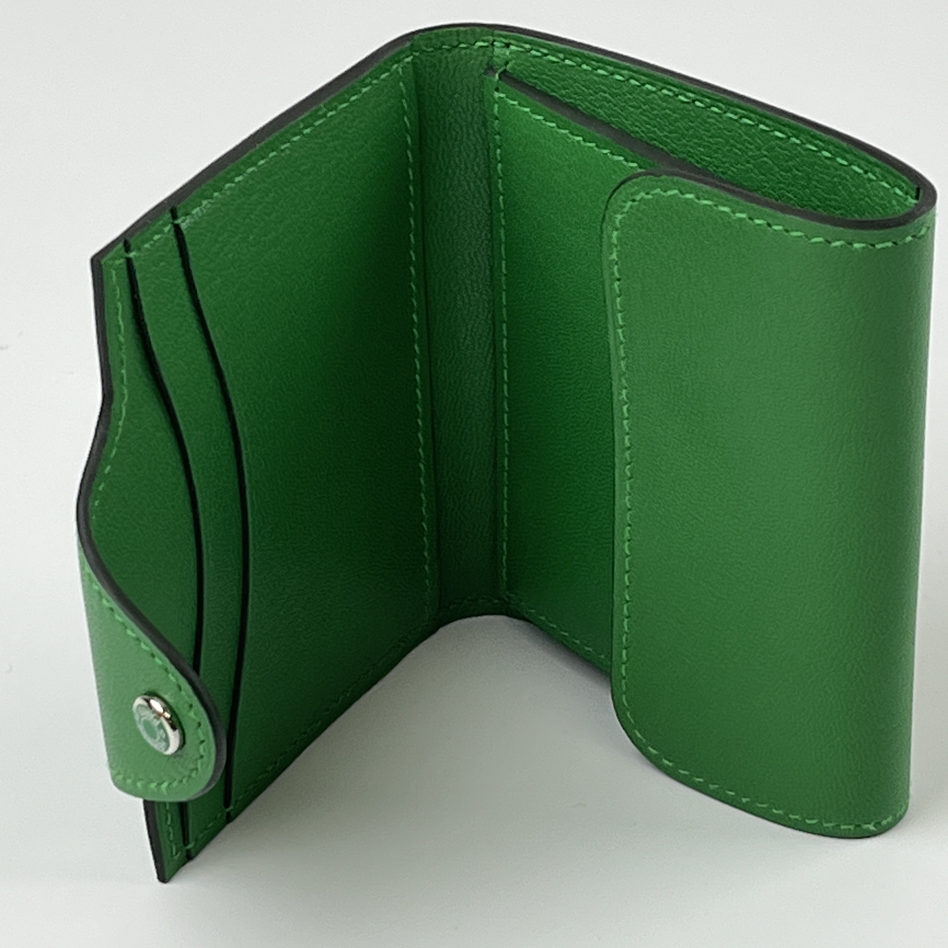 Hermes Iliade Compact Card Holder Chamkila Goatskin & Palladium Bambou Bambou 착용 스타일 - 6