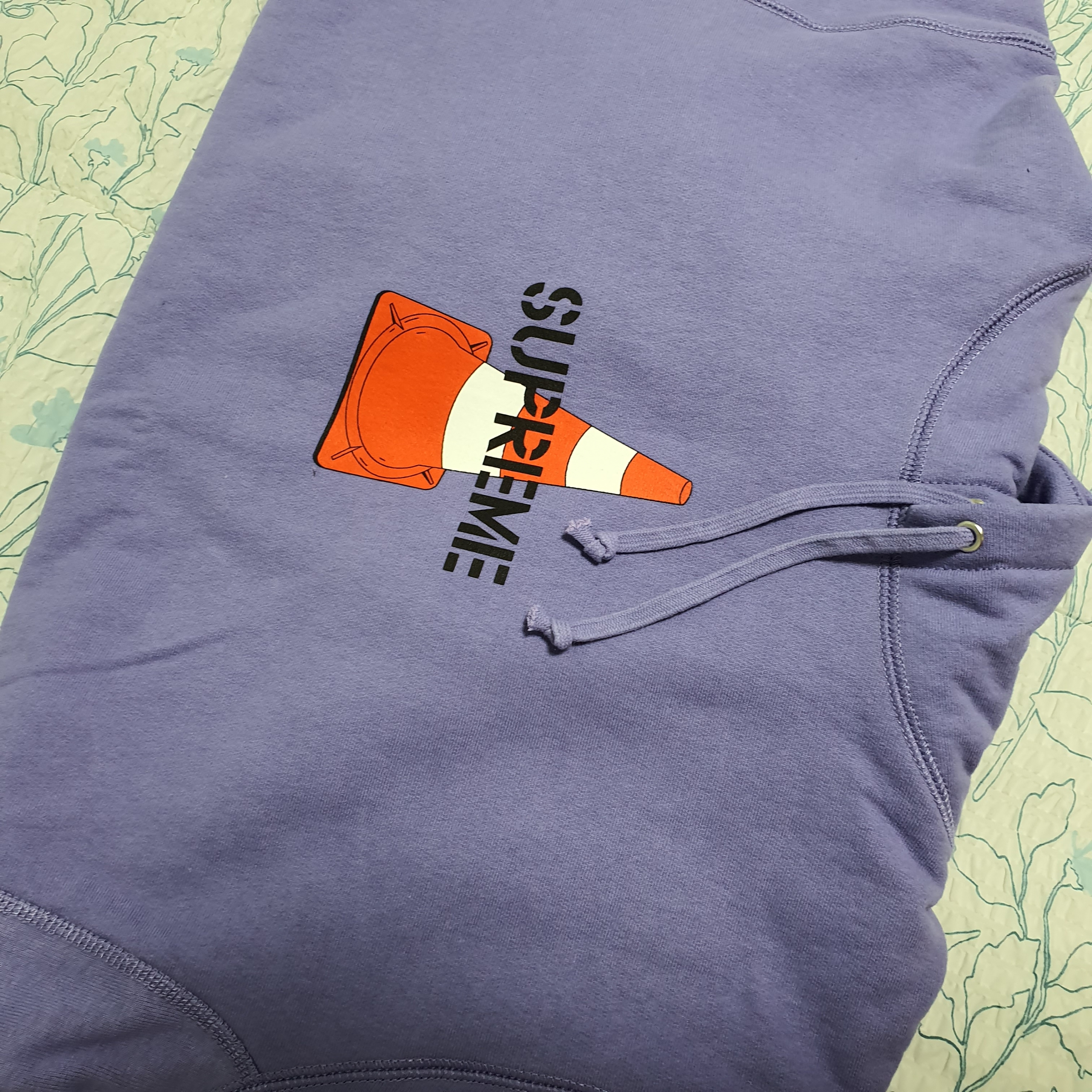 Supreme Cone Hooded Sweatshirt Ash Grey - 19FW 착용 스타일