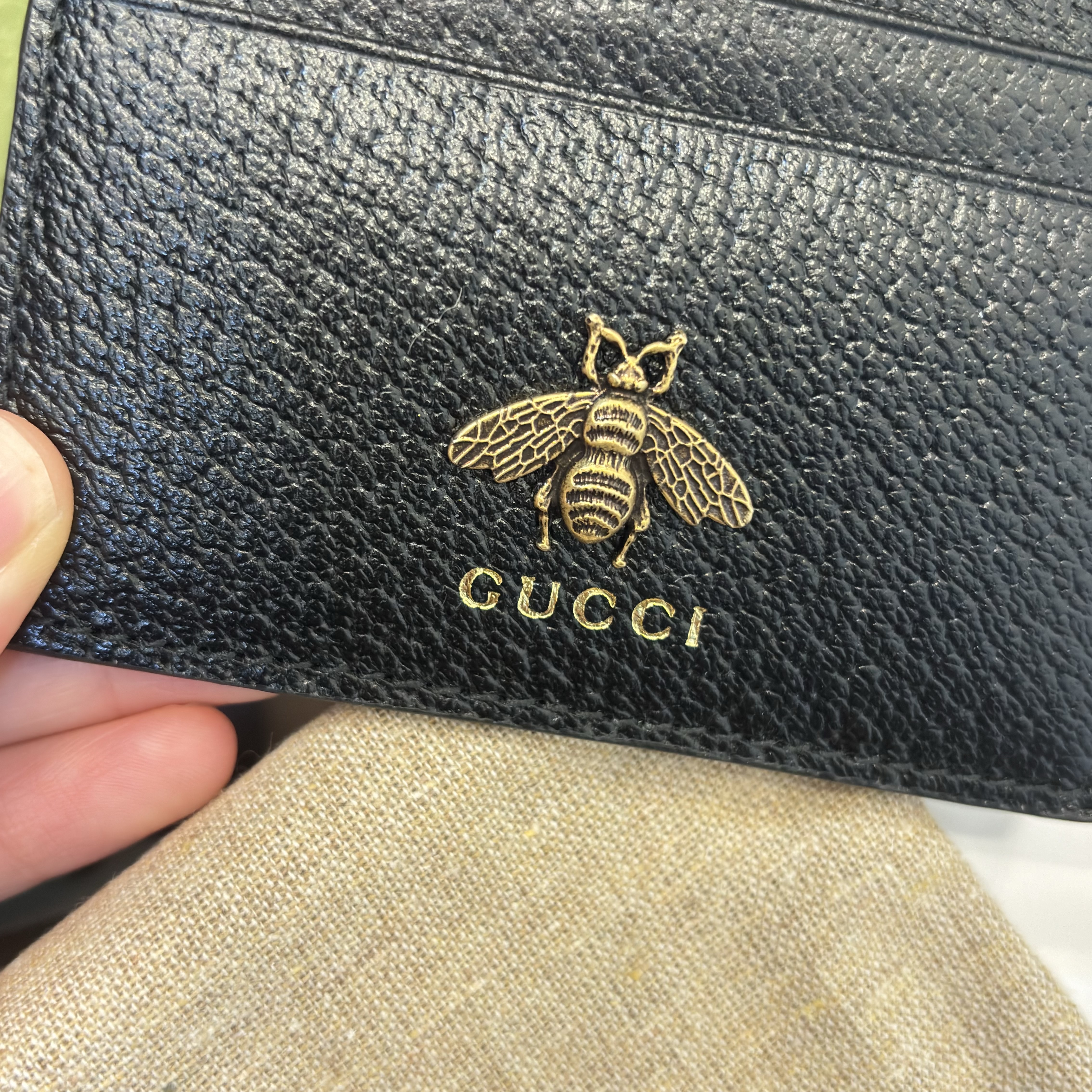 Gucci Leather Animalier Card Case Black 착용 스타일 - 3