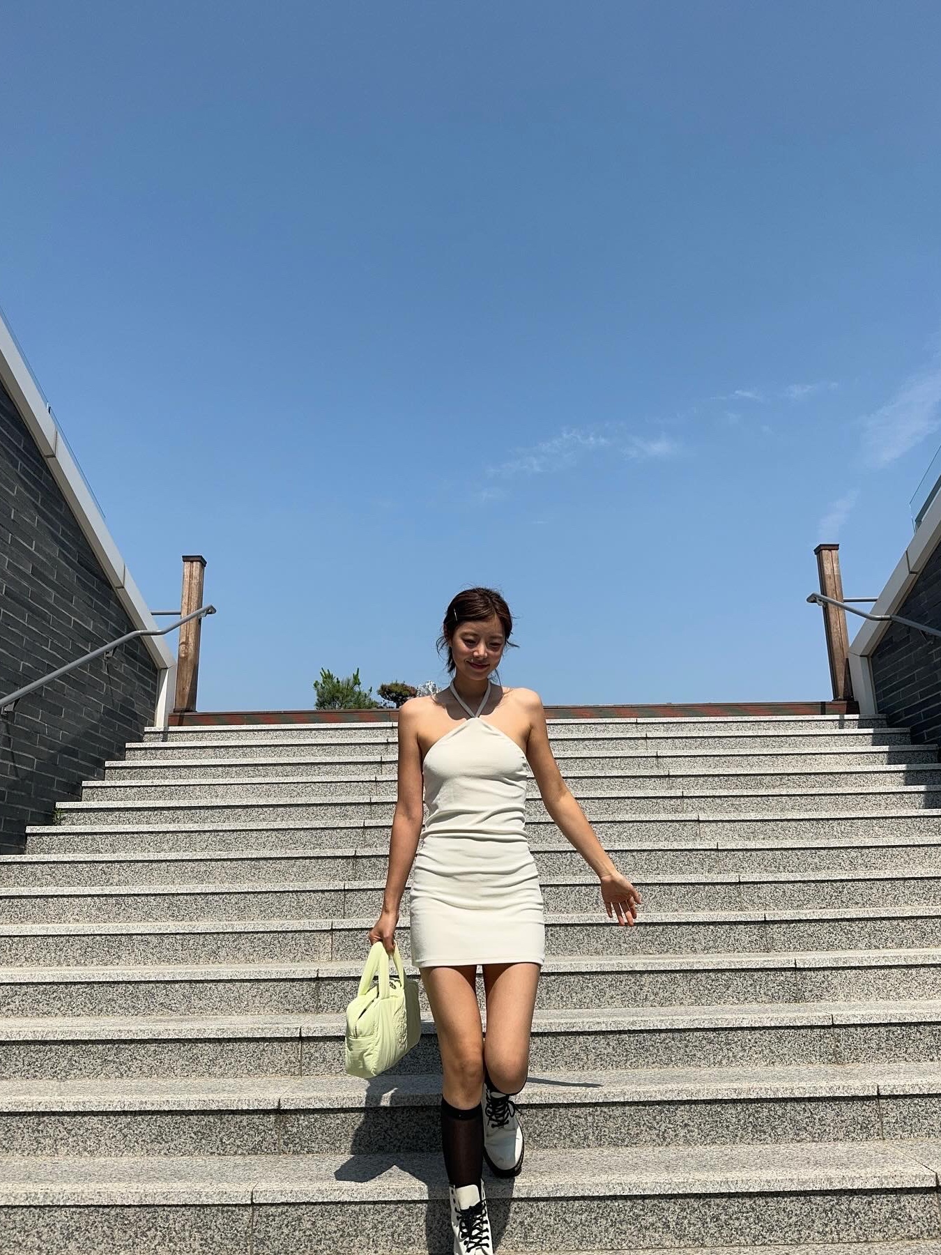 Lots You Terry Dress Ivory 착용 스타일 - 1
