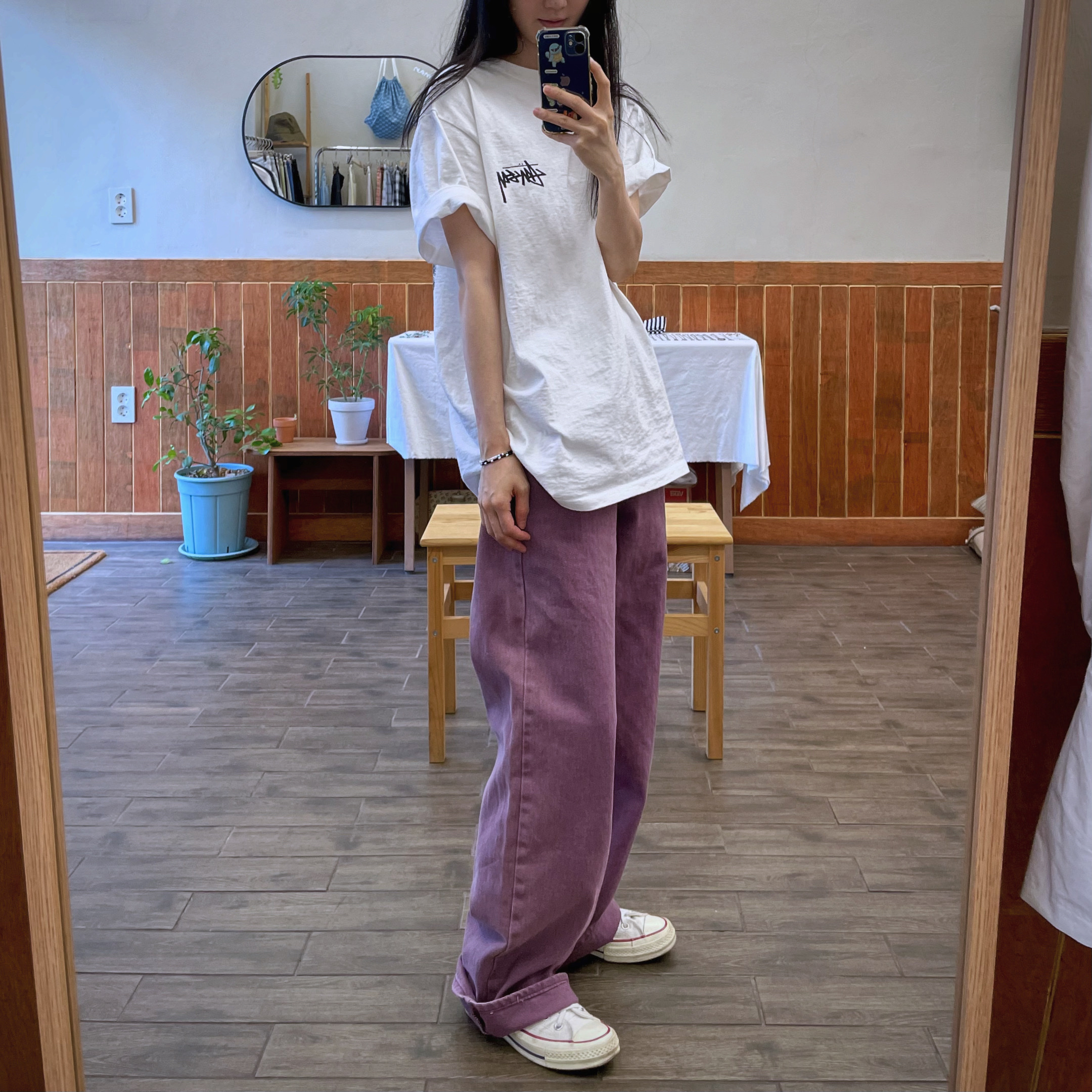 Stussy Cherries T-Shirt White 착용 스타일