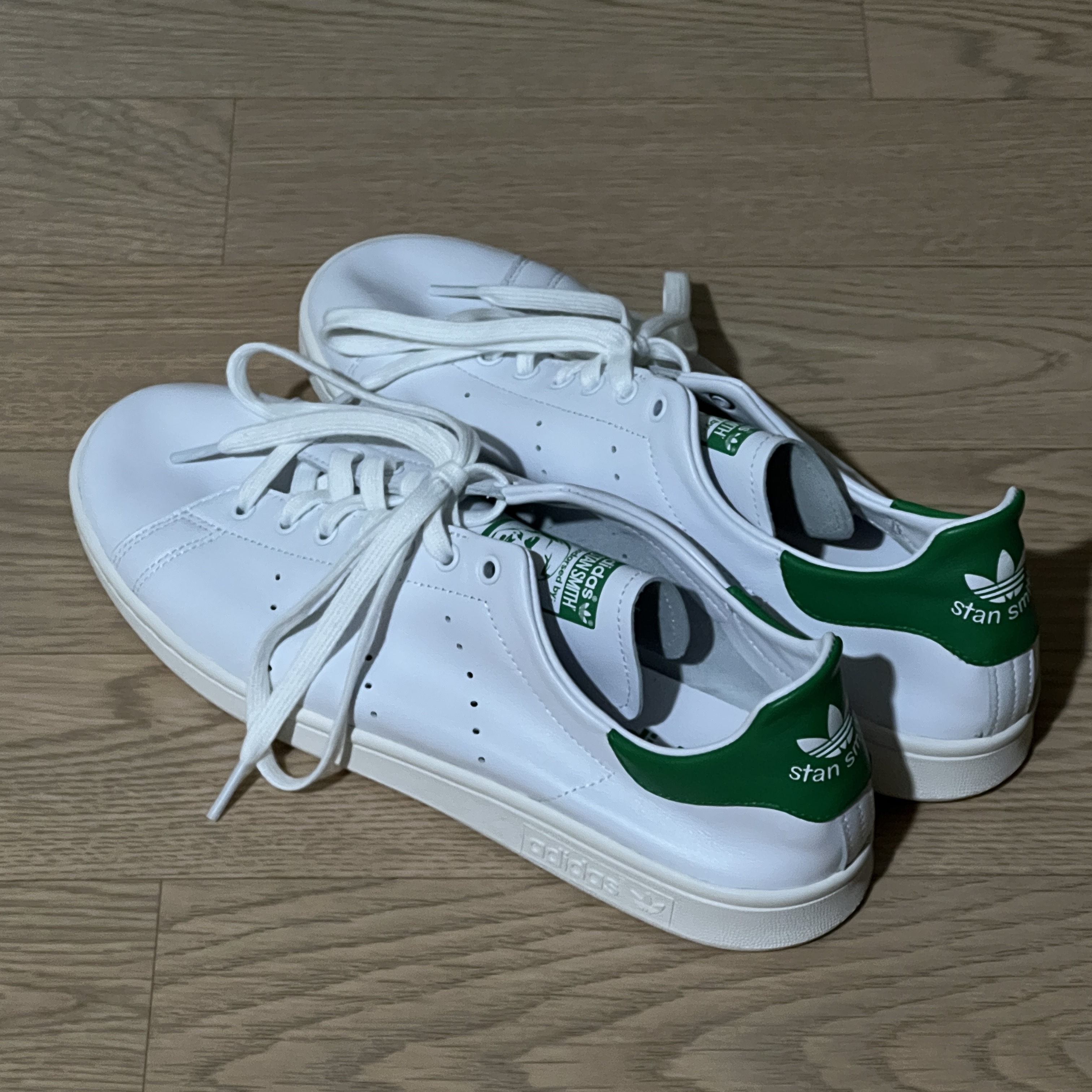 Adidas Stan Smith Decon Cloud White Green 착용 스타일 - 1