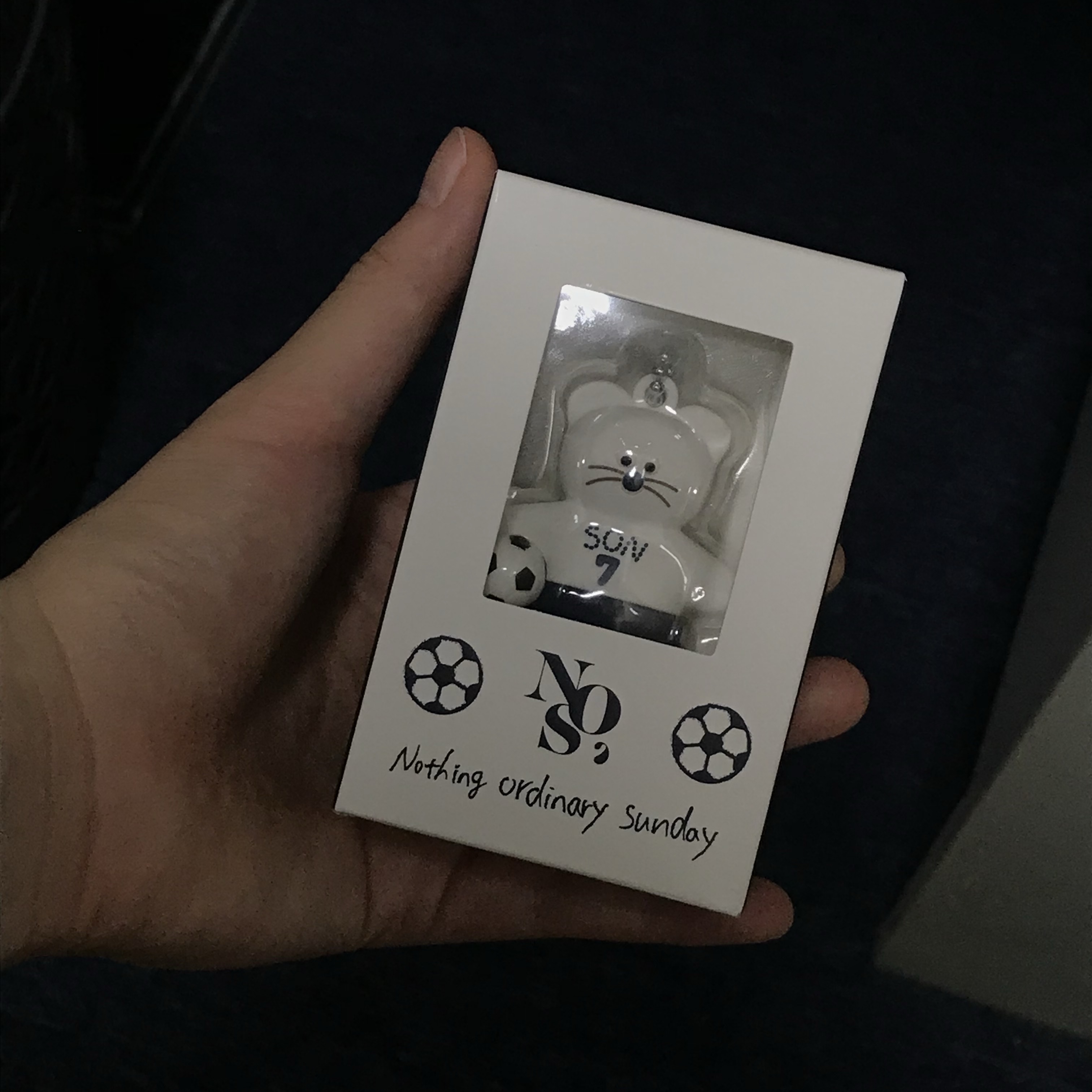Monamhee x NOS7 SON.hee Figure Keyring Cream 착용 스타일