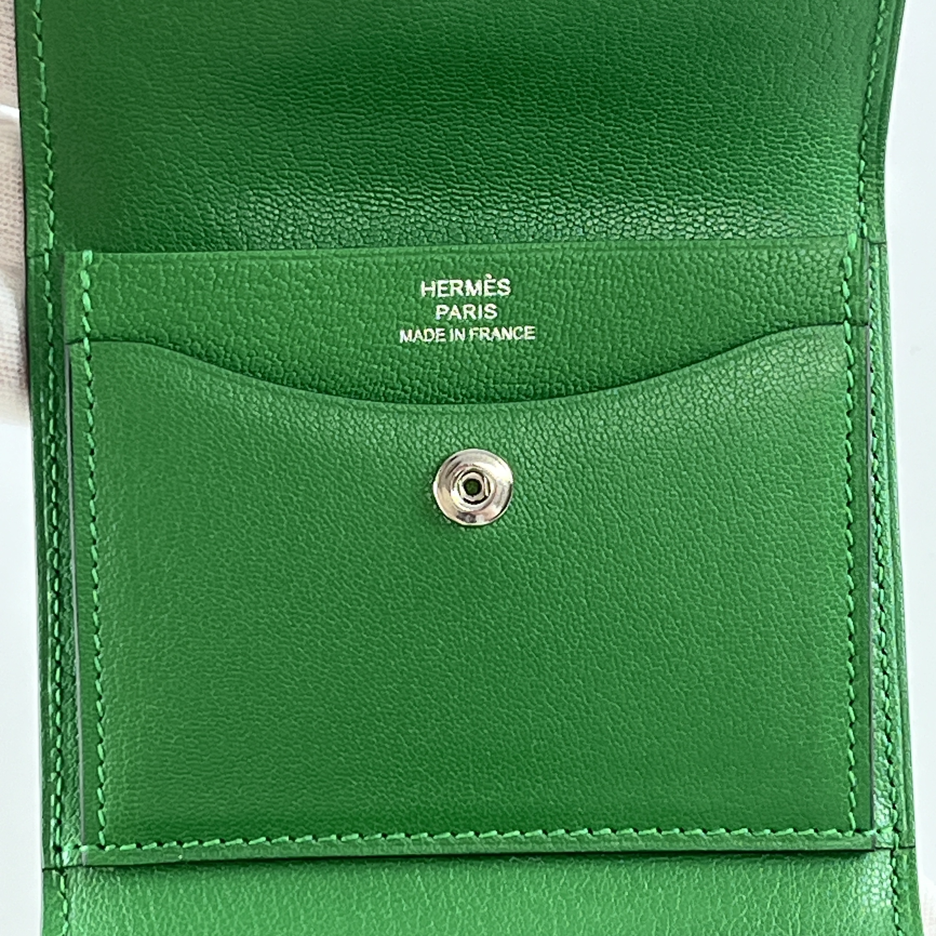 Hermes Iliade Compact Card Holder Chamkila Goatskin & Palladium Bambou Bambou 착용 스타일 - 2