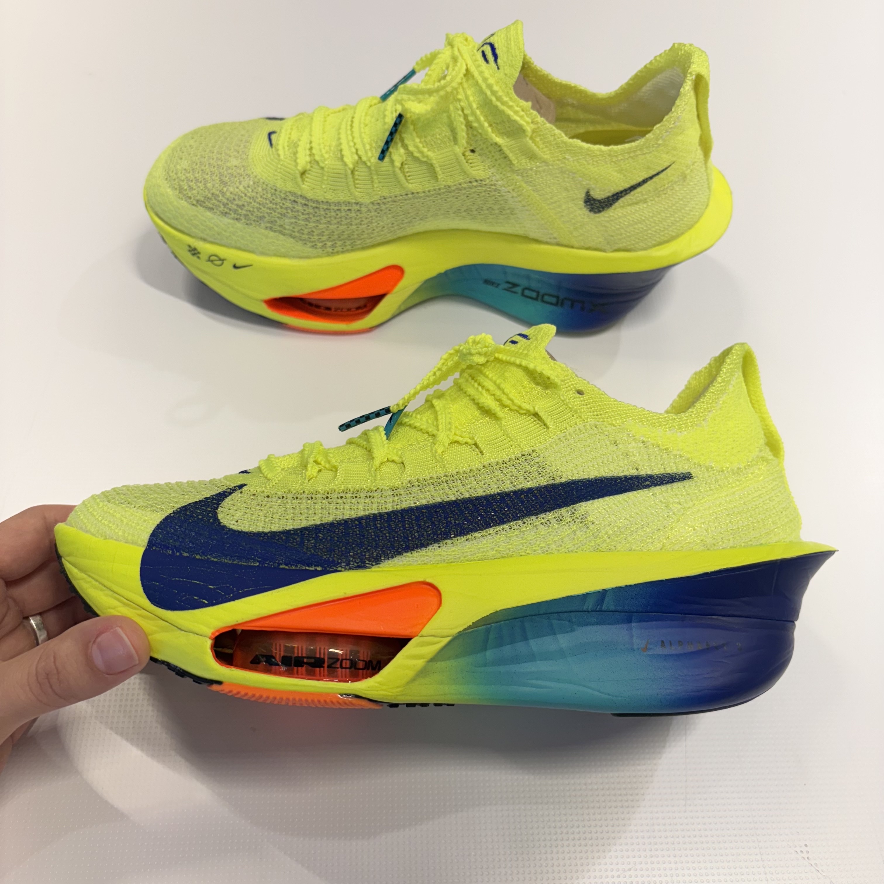 (W) Nike Air Zoom Alphafly Next% 3 Volt 착용 스타일