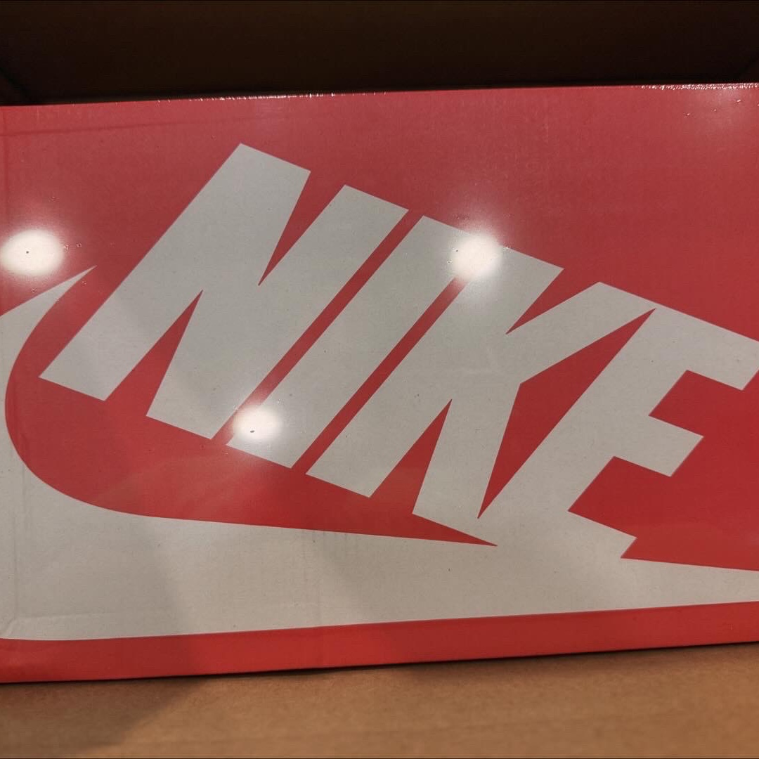 Nike V2K Run Pure Platinum Wolf Grey 착용 스타일 - 3