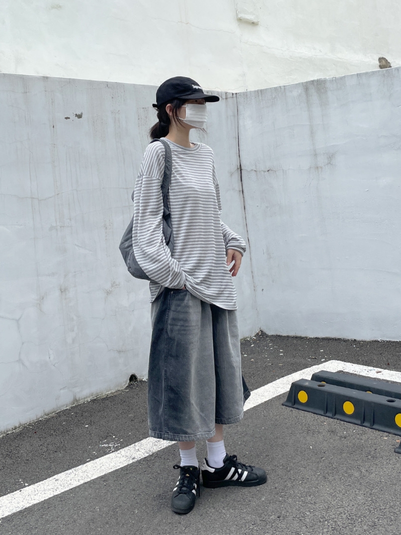 (J) Adidas Superstar Black White, Supreme Washed Chino Twill Camp Cap Black 착용 스타일 - 2
