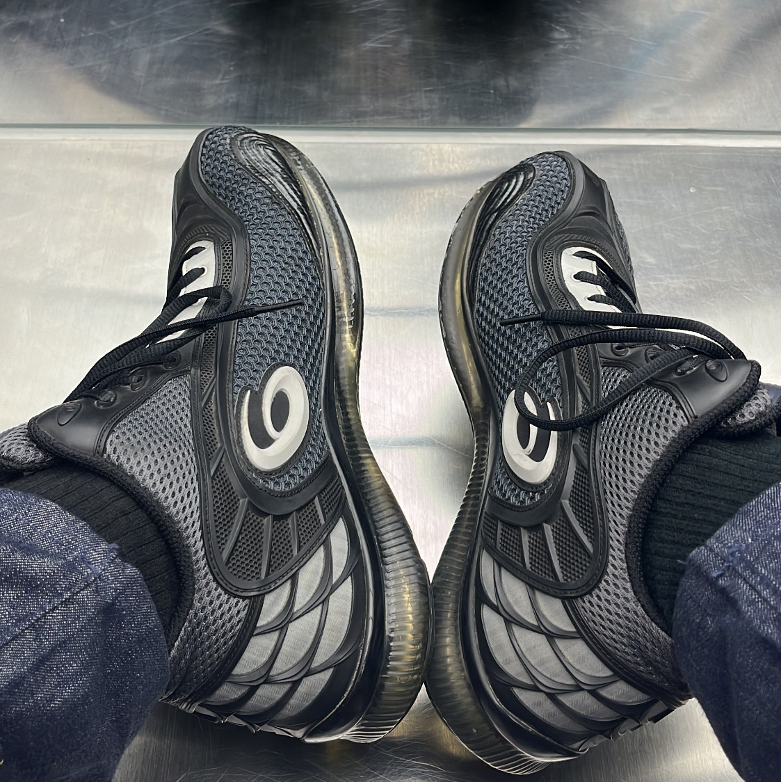 Asics x Kiko Kostadinov Gel-Sokat 2 Carrier Grey 착용 스타일 - 1