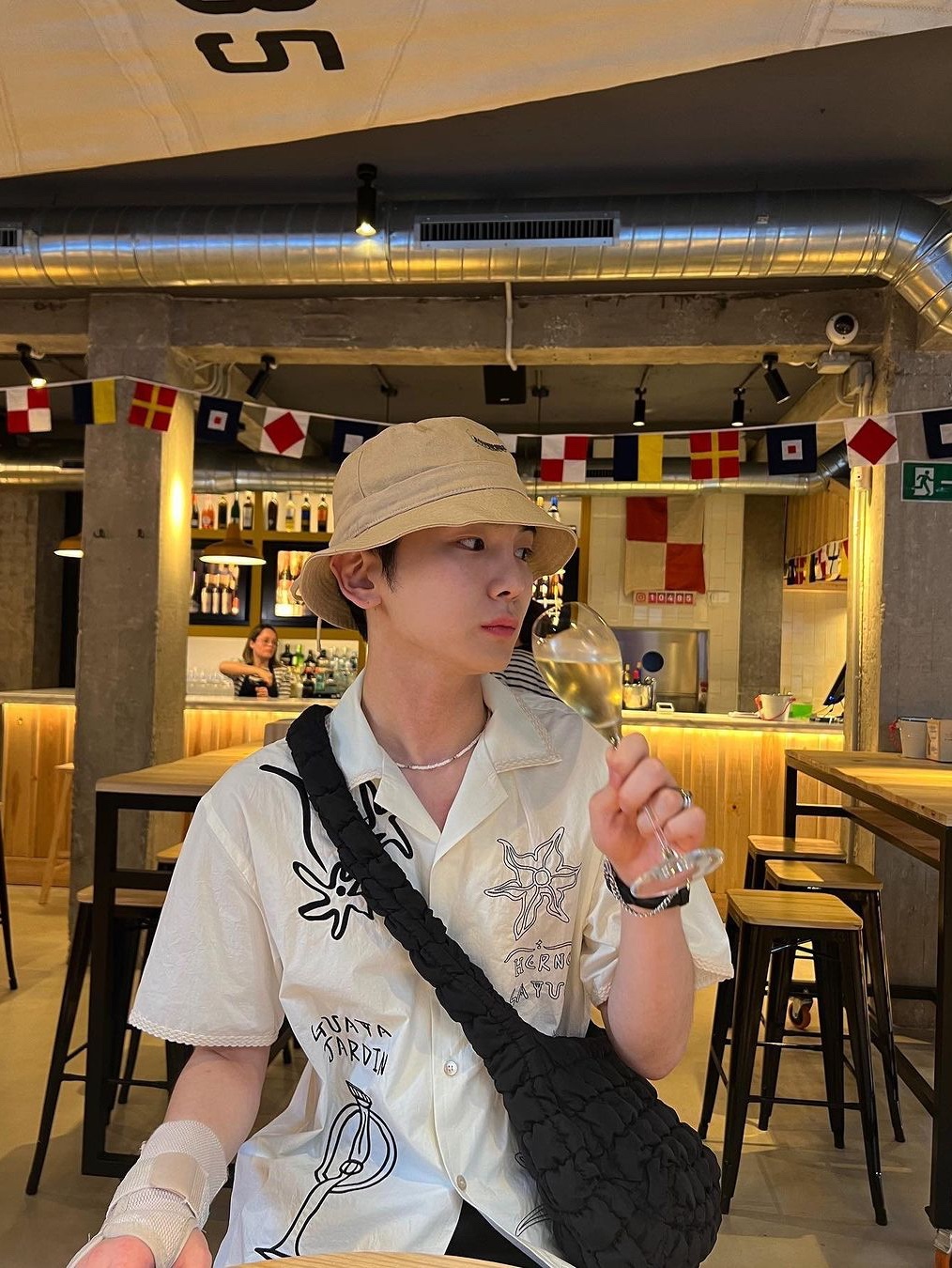 Allincomplete Denim Bleaching Safari Hat Blue Denim, Allincomplete Denim Bleaching Safari Hat Camel 착용 스타일 - 3