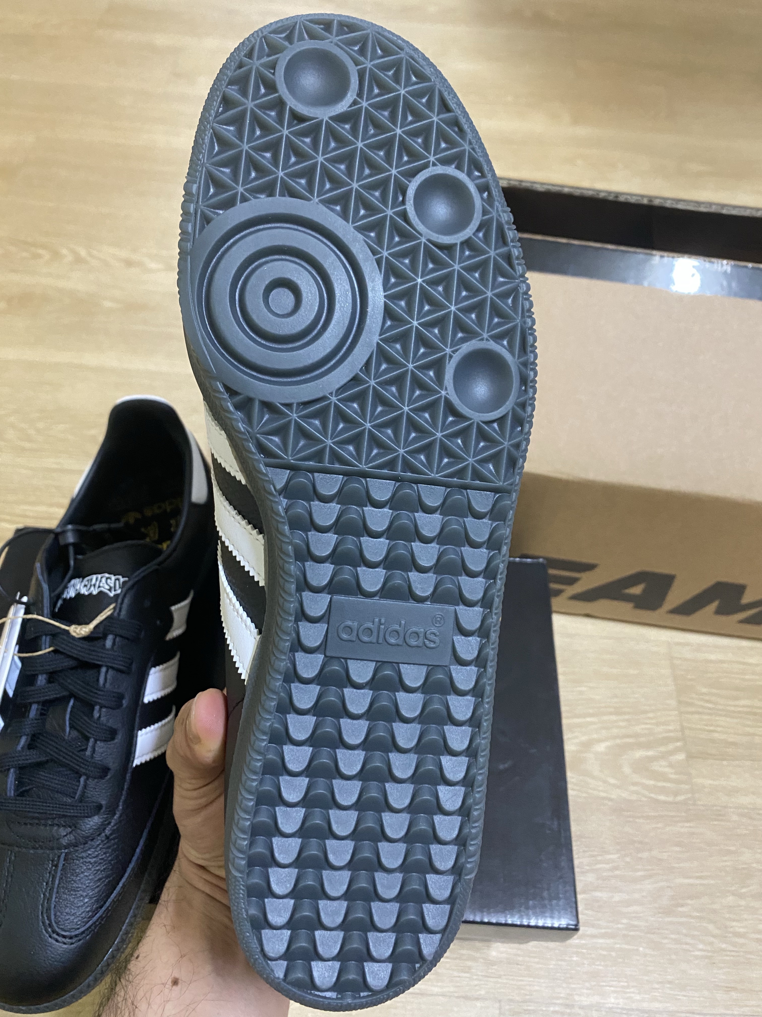 Adidas x Fucking Awesome Samba Core Black 착용 스타일 - 4