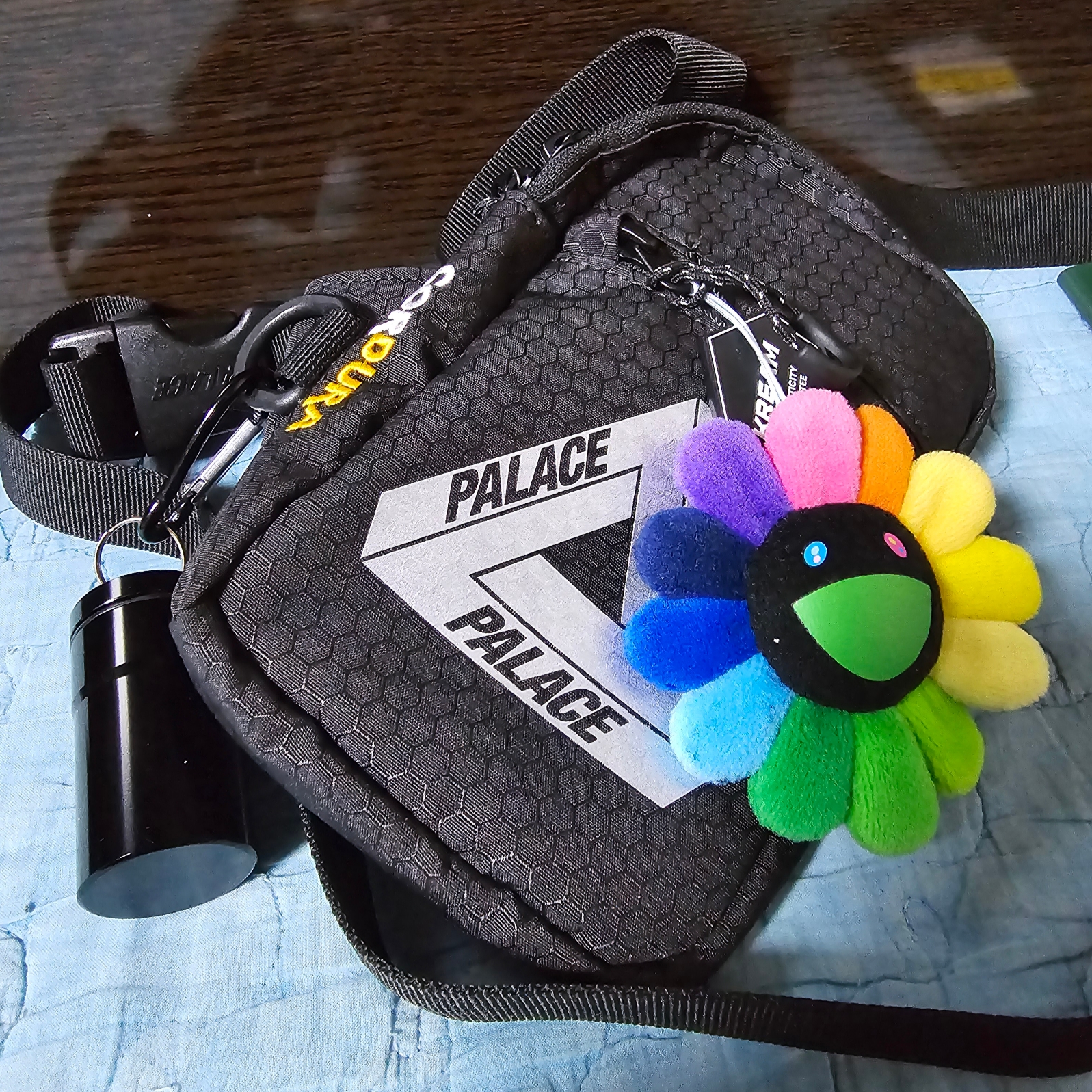Palace Cordura Eco Hex Ripstop Shot Bag Black - 23FW 착용 스타일