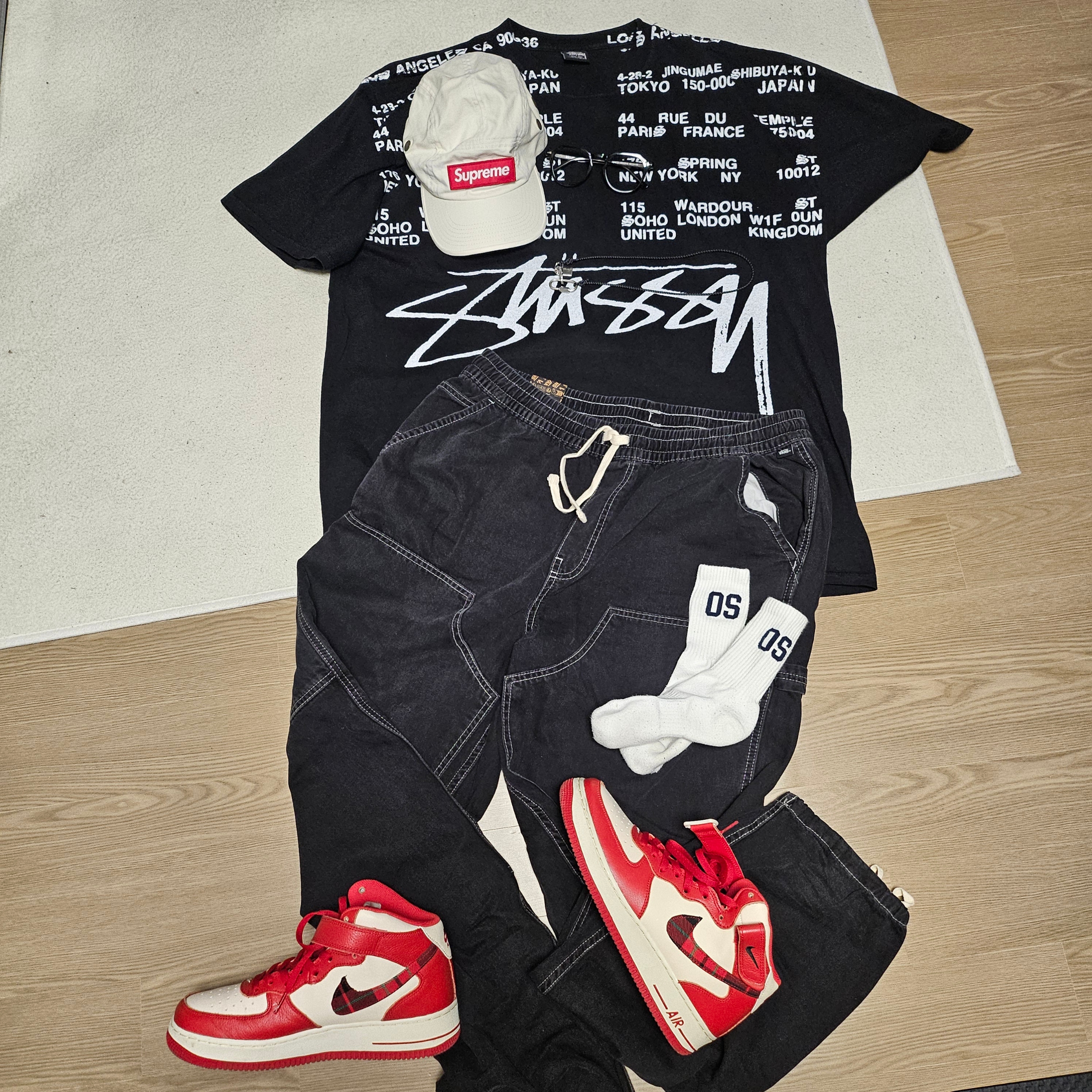 Supreme Military Camp Cap Stone - 22SS, Nike Air Force 1 Mid '07 LX University Red and Pale Ivory 착용 스타일