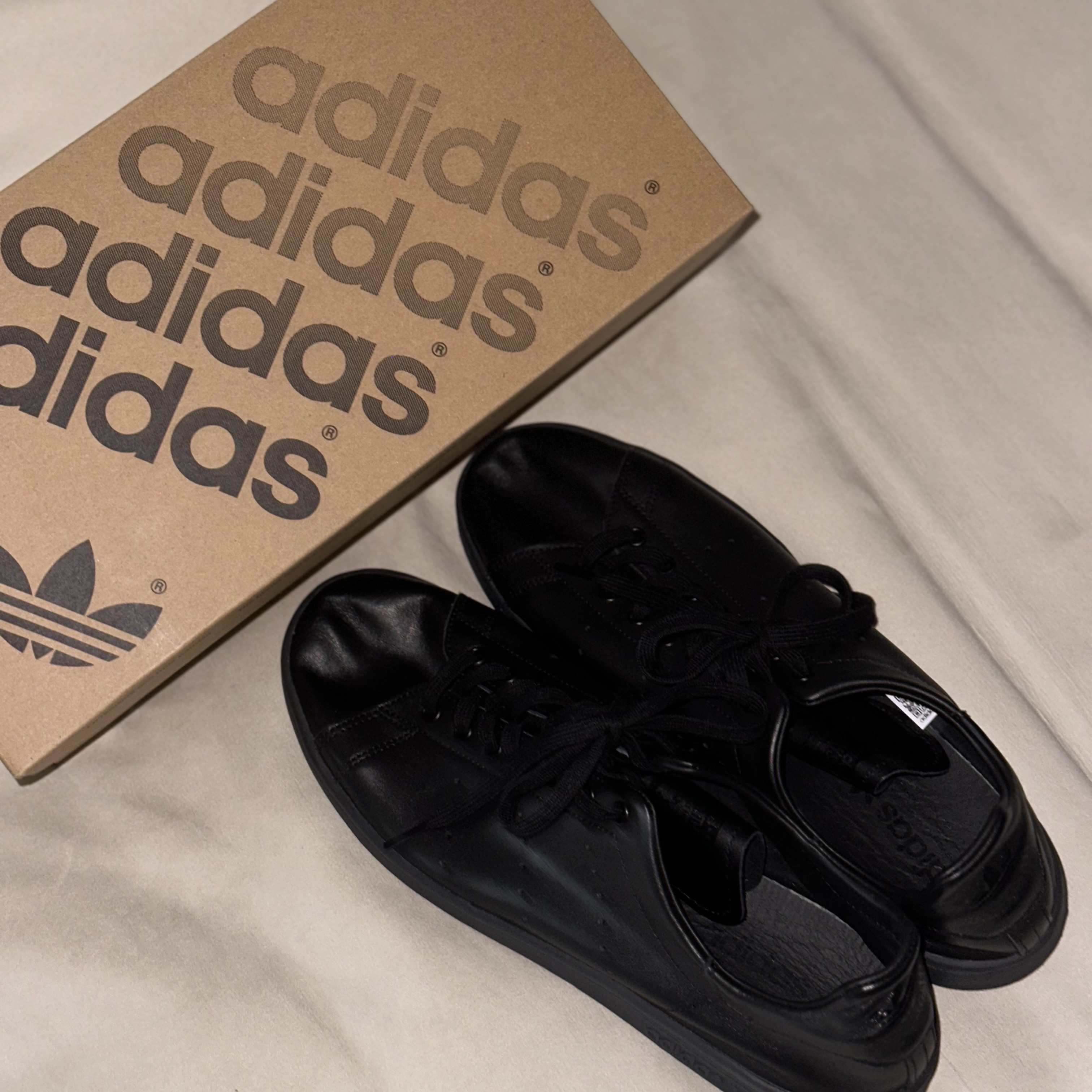 Adidas Stan Smith Decon Core Black 착용 스타일 - 1