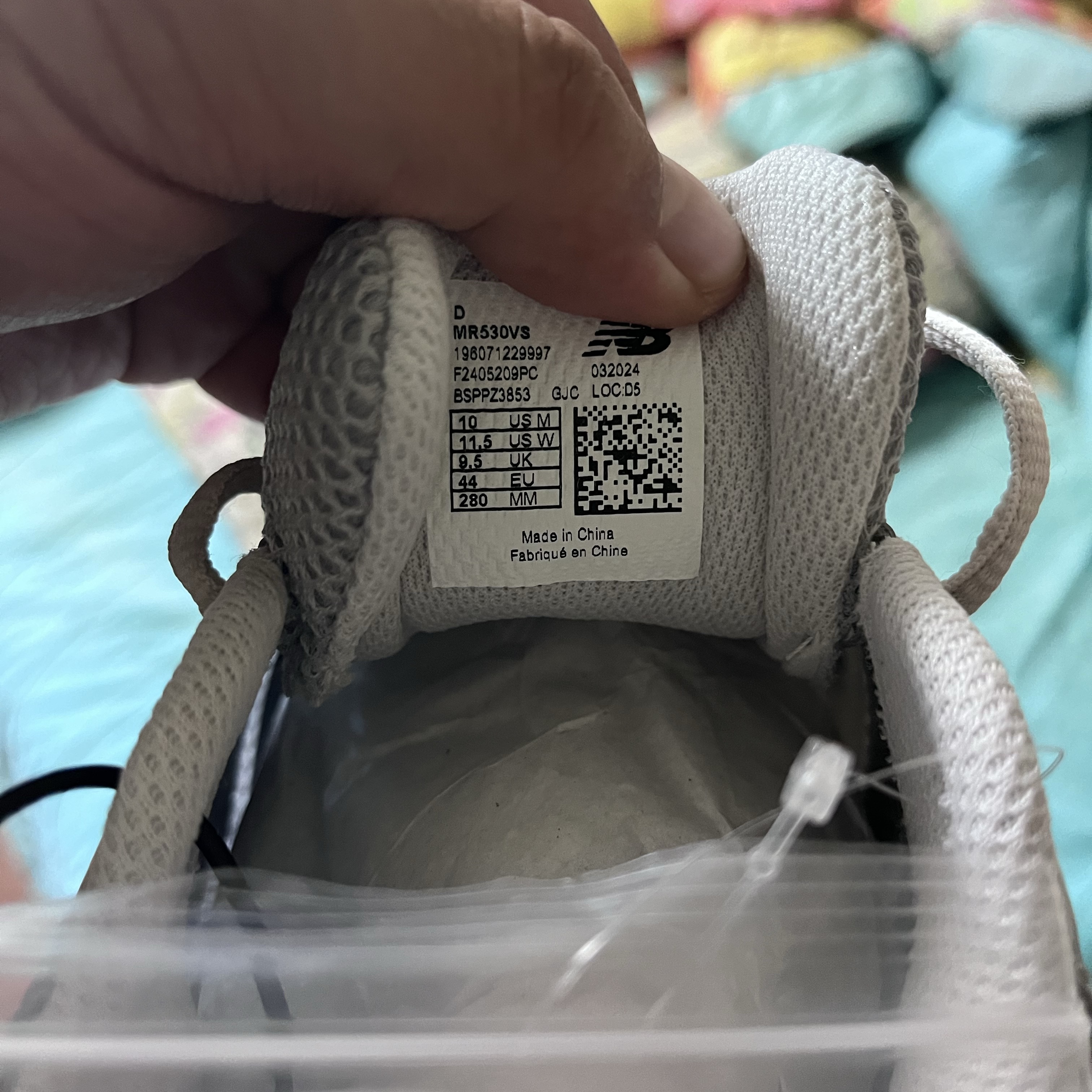 New Balance 530 Vintage Metallic Silver 착용 스타일 - 3