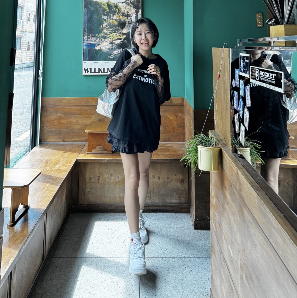 Nike x Supreme Air Force 1 Low White 착용 스타일
