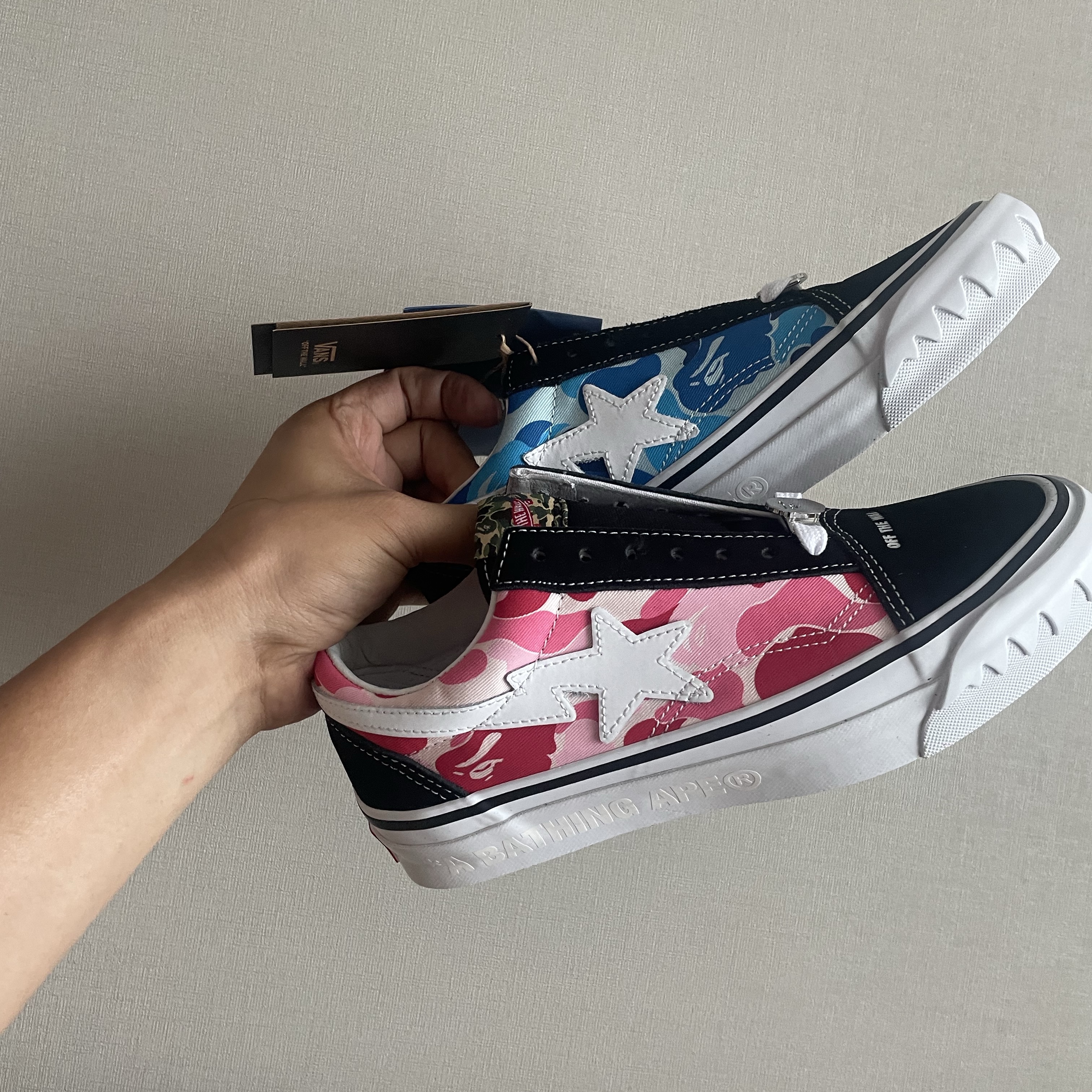 Vans x BAPE Old Skool TB LX Black 착용 스타일 - 2