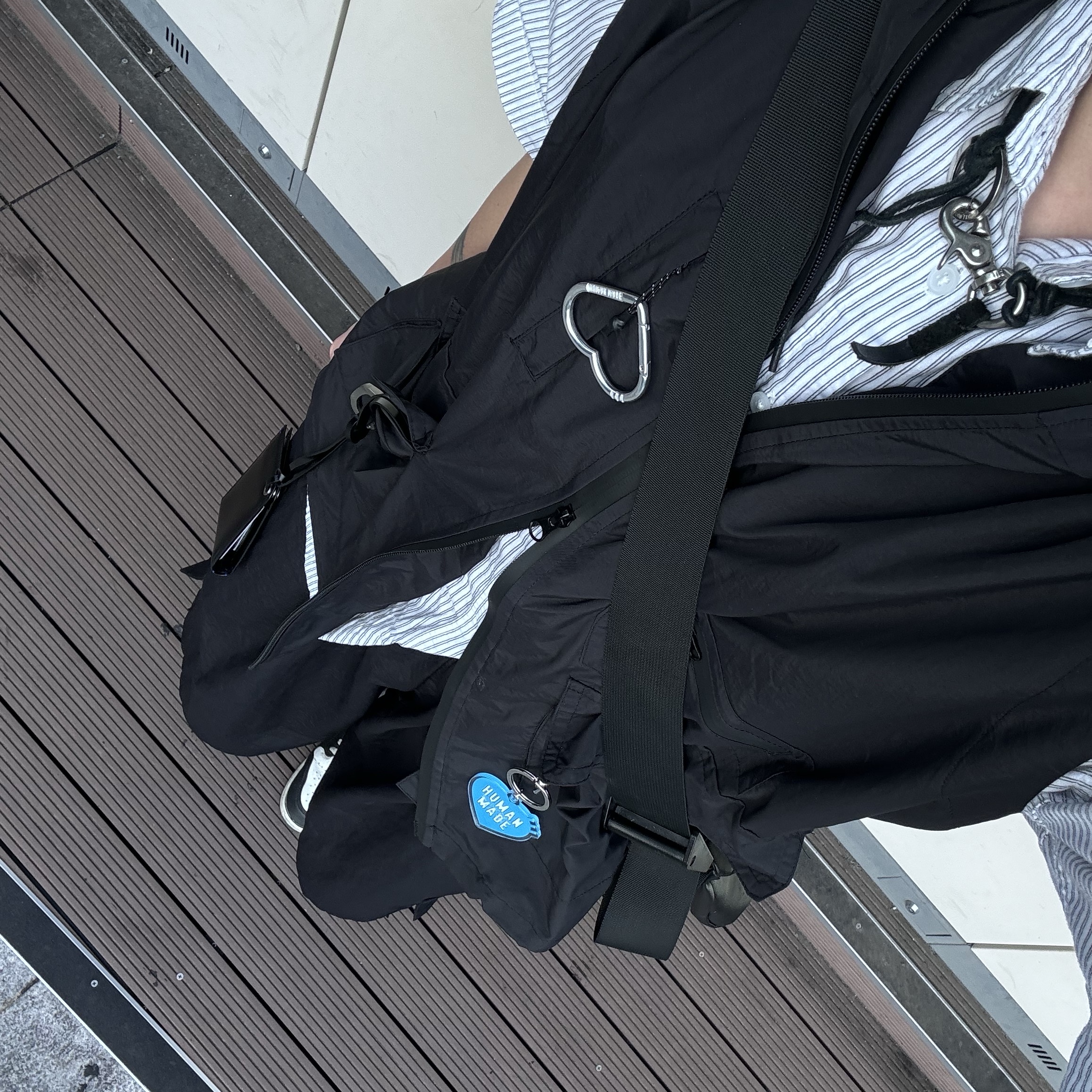 Human Made Heart Carabiner Silver, Our Legacy Ladon Leather Keychain Black 착용 스타일