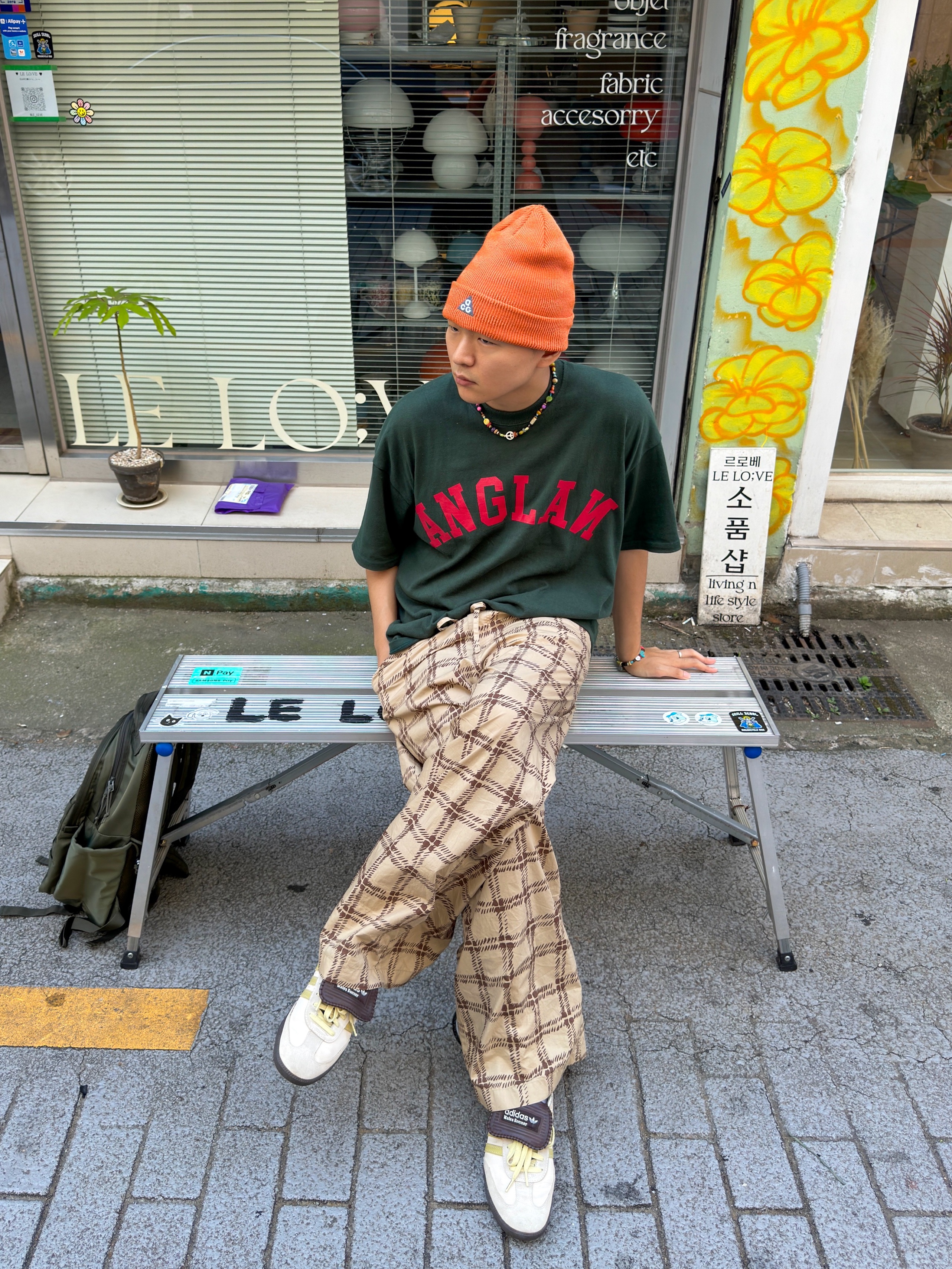 TOWTOW.ARCHIVE Peacemark Symbol Necklace, Adidas x Wales Bonner Samba Brown Ecru Tint 착용 스타일 - 2