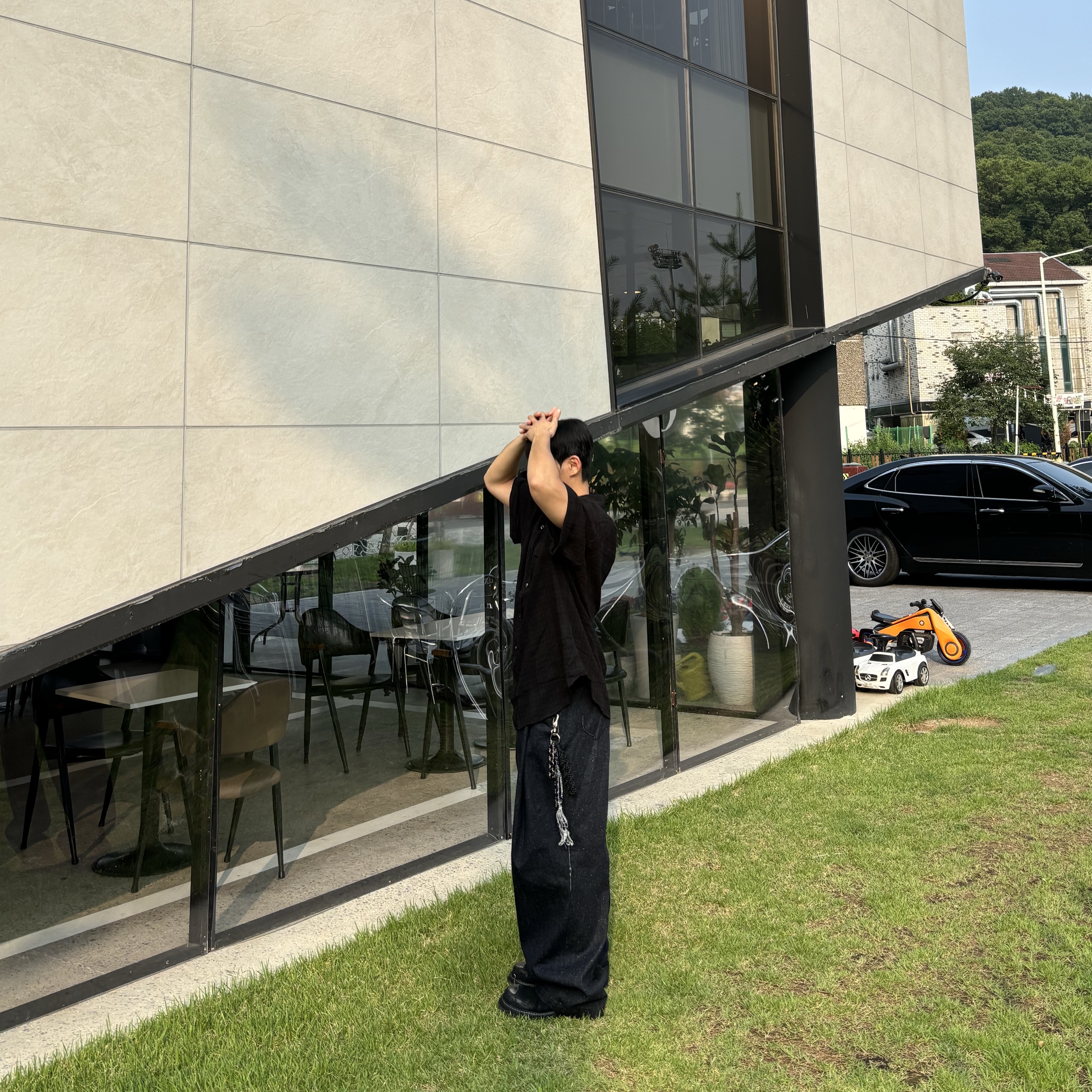 [KREAM 단독] LOSTGARDEN Nestor 착용 스타일 - 4