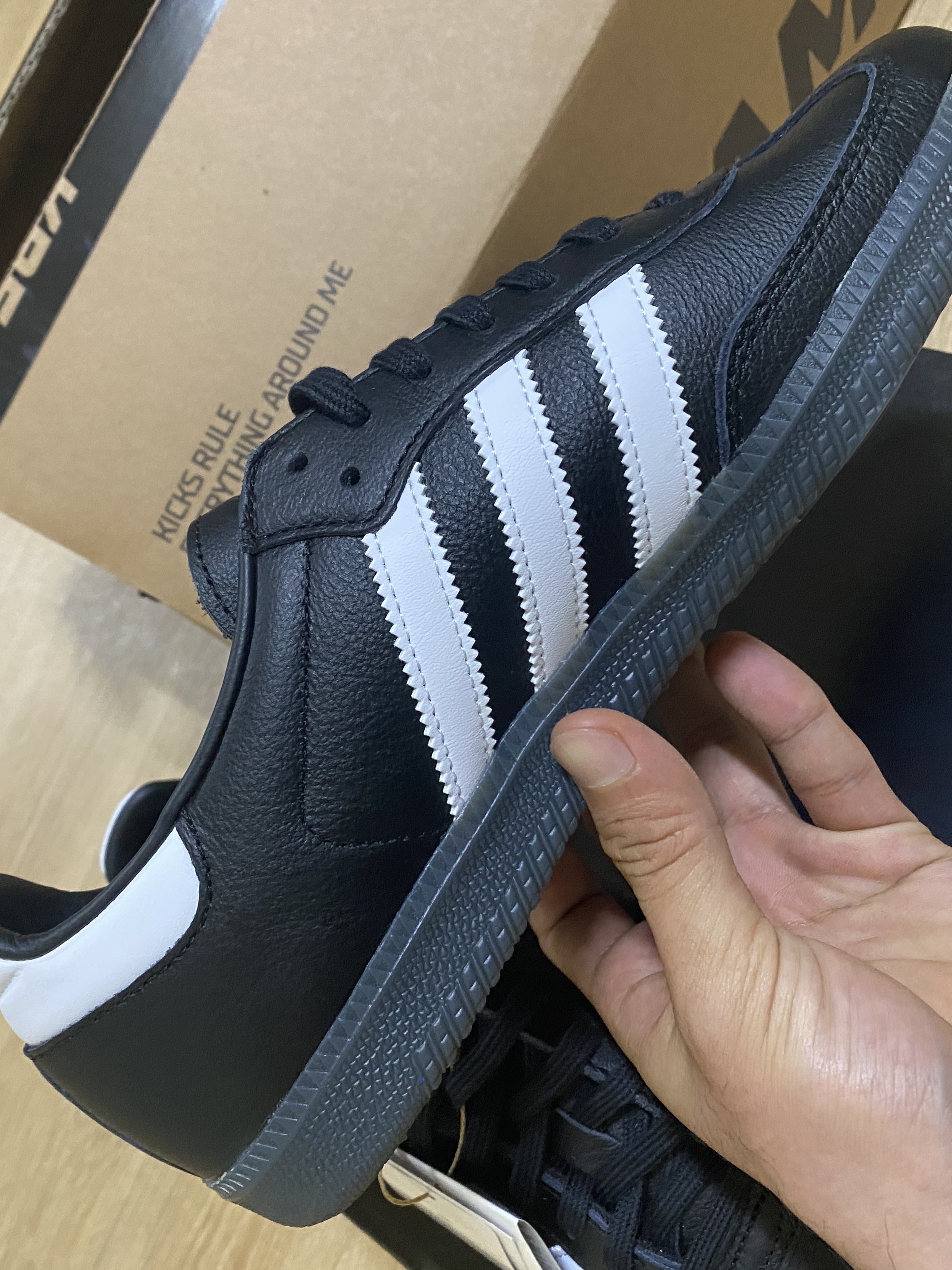 Adidas x Fucking Awesome Samba Core Black 착용 스타일 - 5