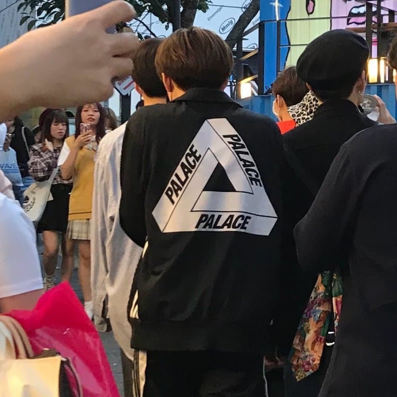 Palace x Adidas Firebird Track Top Black - 20FW 착용 스타일 - 2