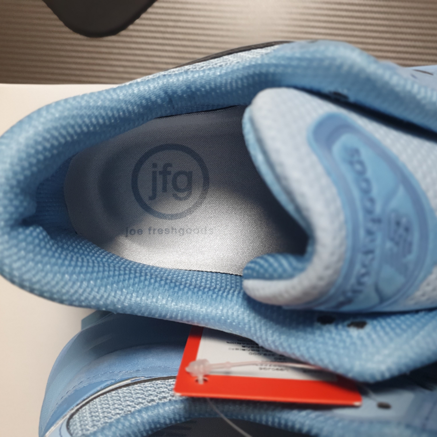 New Balance x Joe Freshgoods 990v6 Made in USA Prom Blue 착용 스타일 - 2