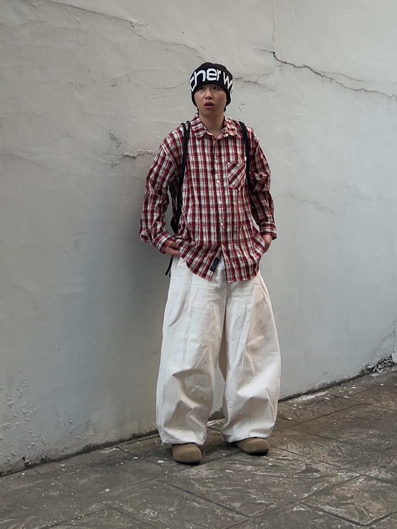 Netherworld Fish Eye Beanie Black 착용 스타일 - 2