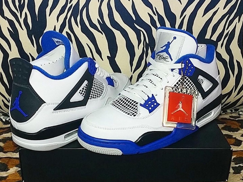 Jordan 4 Retro Motorsports 2017 착용 스타일