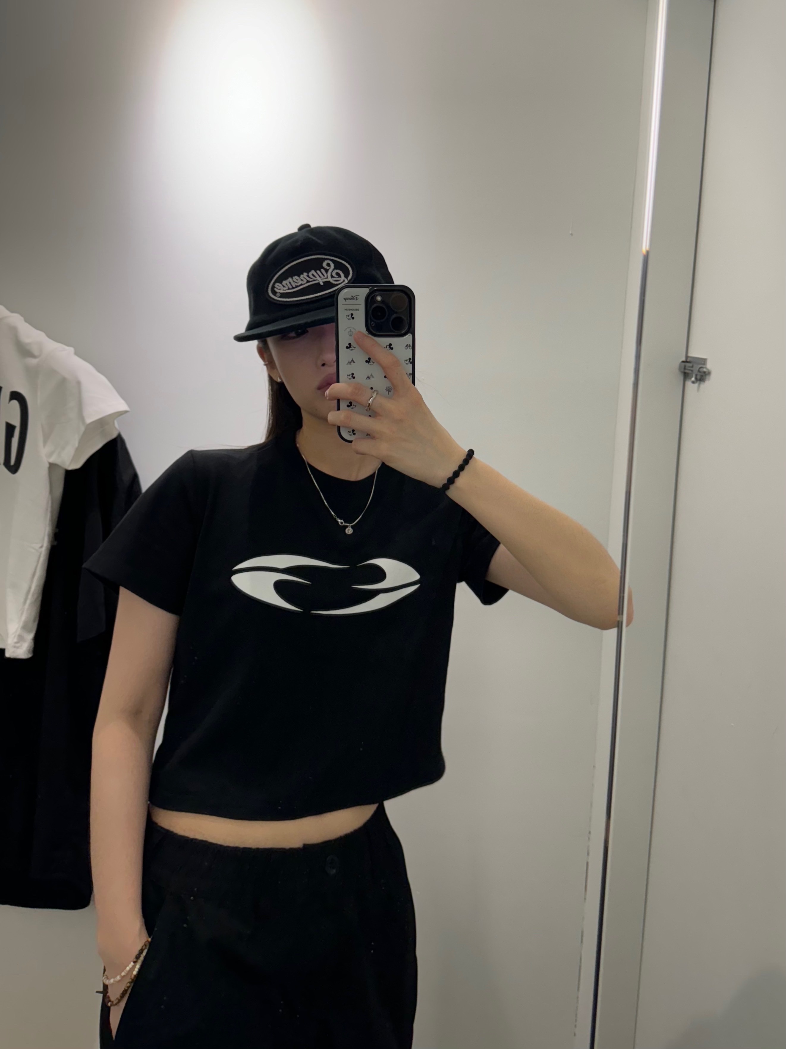 Supreme Terry Mesh Back 5-Panel Black - 24SS, Adidas Yeezy Boost 700 MNVN Analog 착용 스타일 - 7