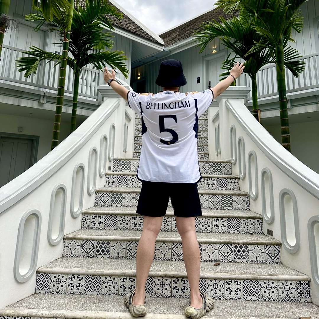 Crocs Echo Marbled Clog Bone Multi, Adidas Real Madrid 2023/24 Home Jersey White - US Sizing (Non Marking Ver.) 착용 스타일