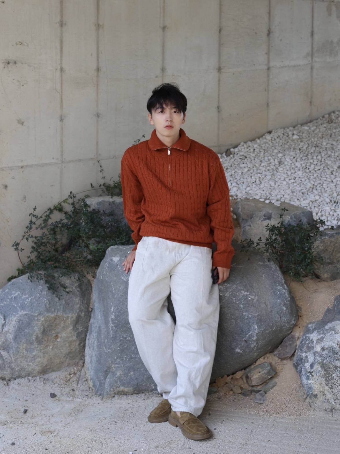 STU Suede Loafer Beige 착용 스타일 - 4