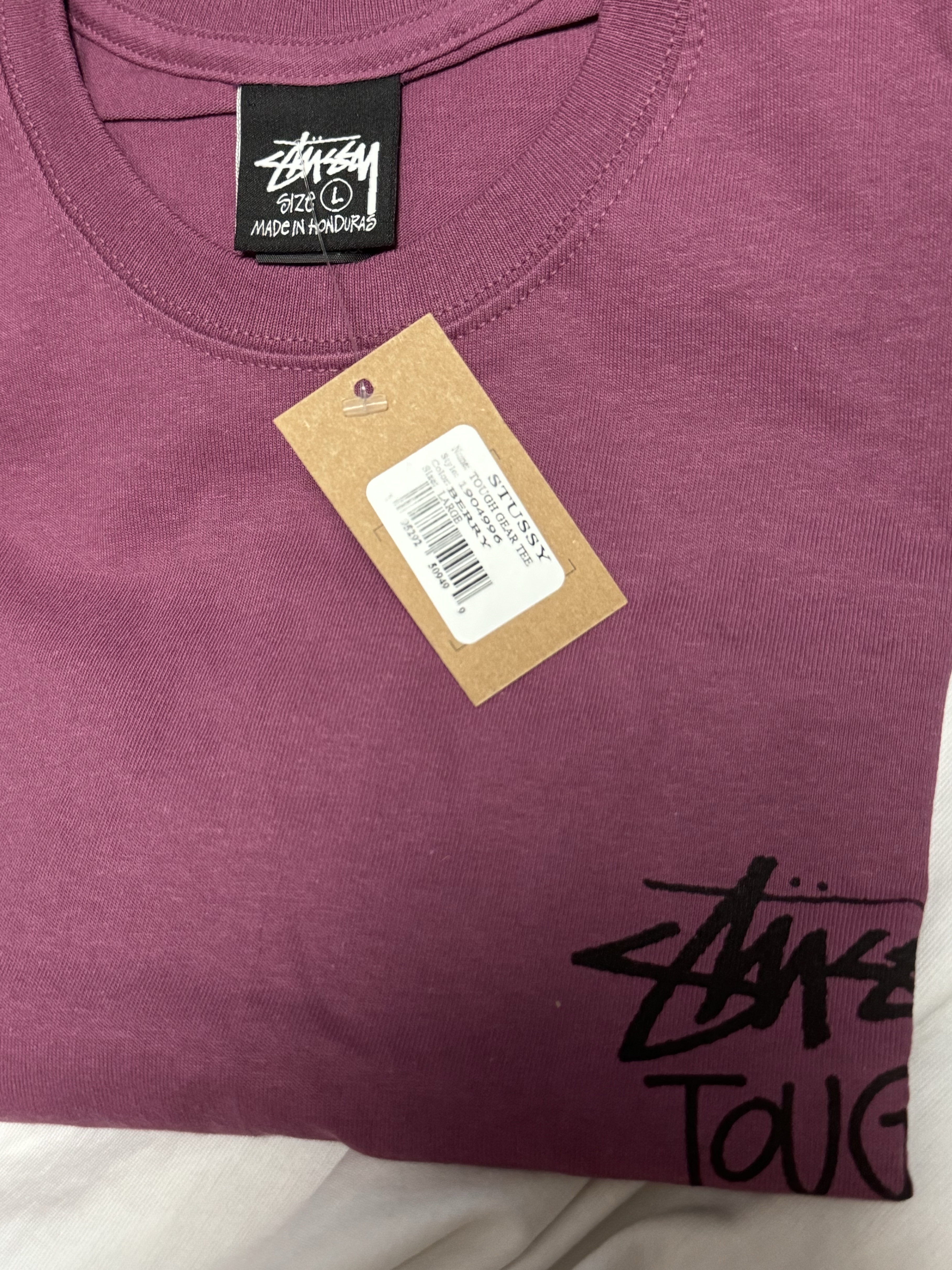 Stussy Tough Gear T-Shirt Berry 착용 스타일