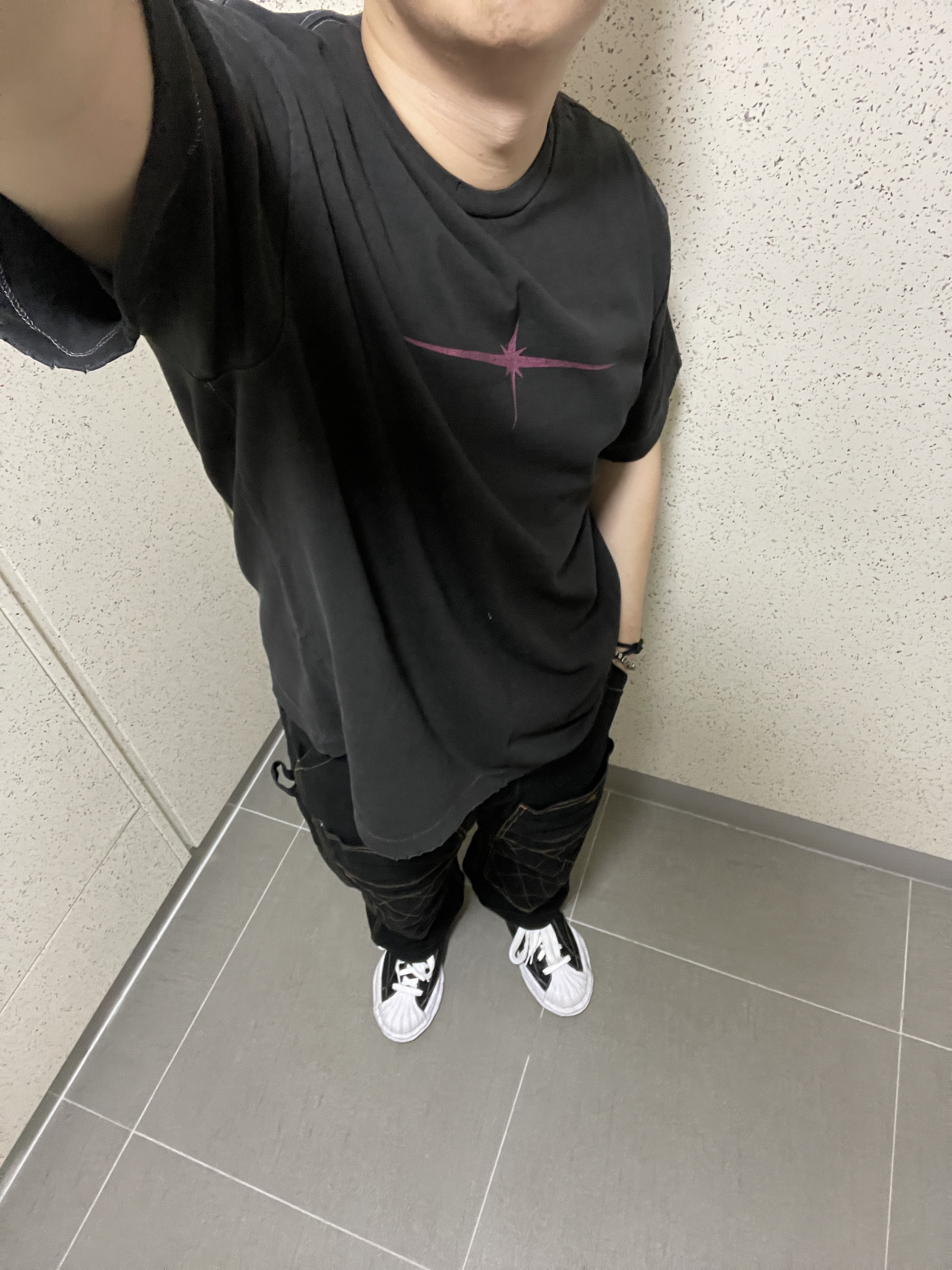 Maison Mihara Yasuhiro Blakey OG Sole Leather Low-top Sneakers Black 착용 스타일 - 1
