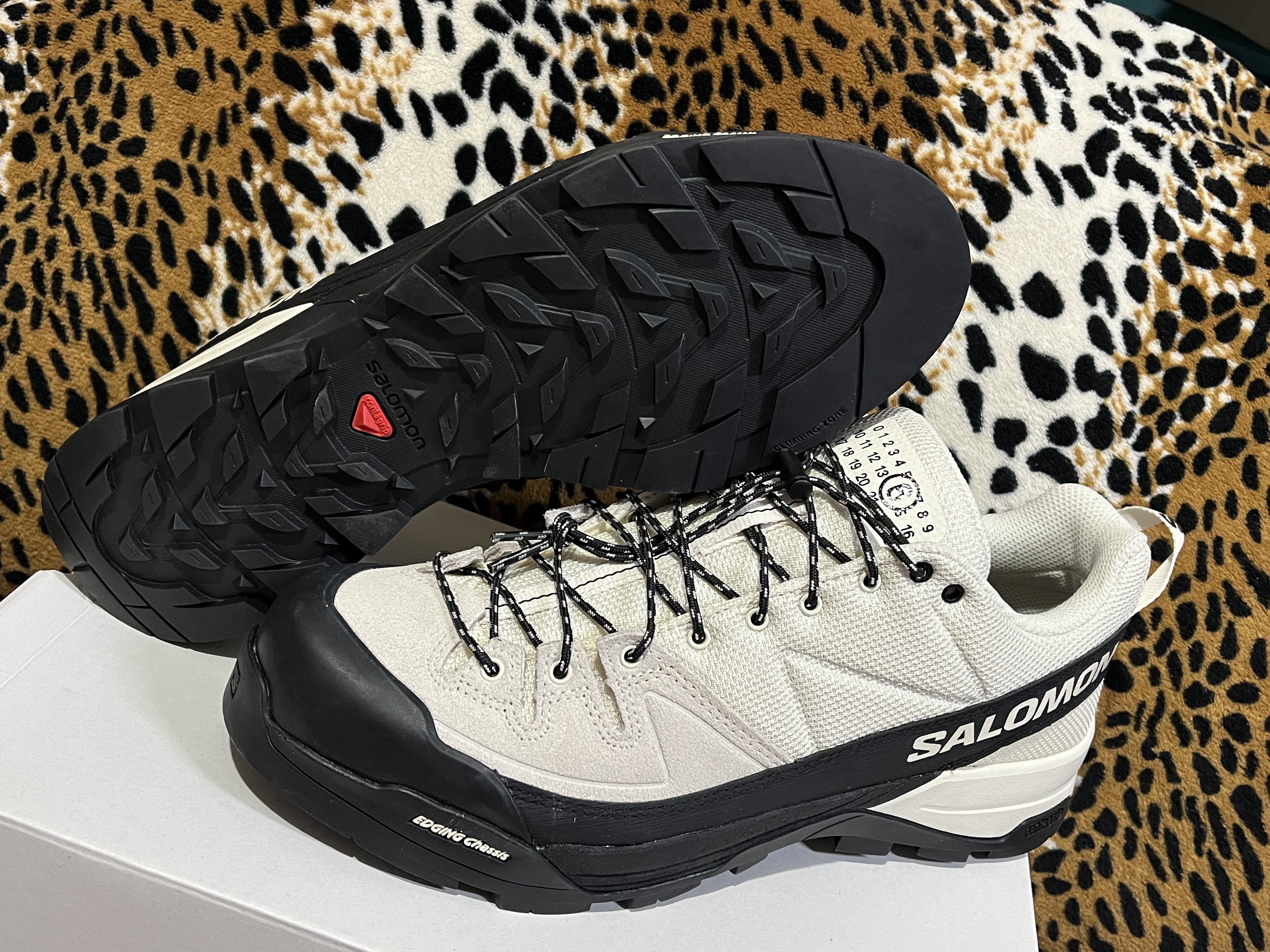 Salomon x MM6 Maison Margiela X-ALP White 착용 스타일 - 5
