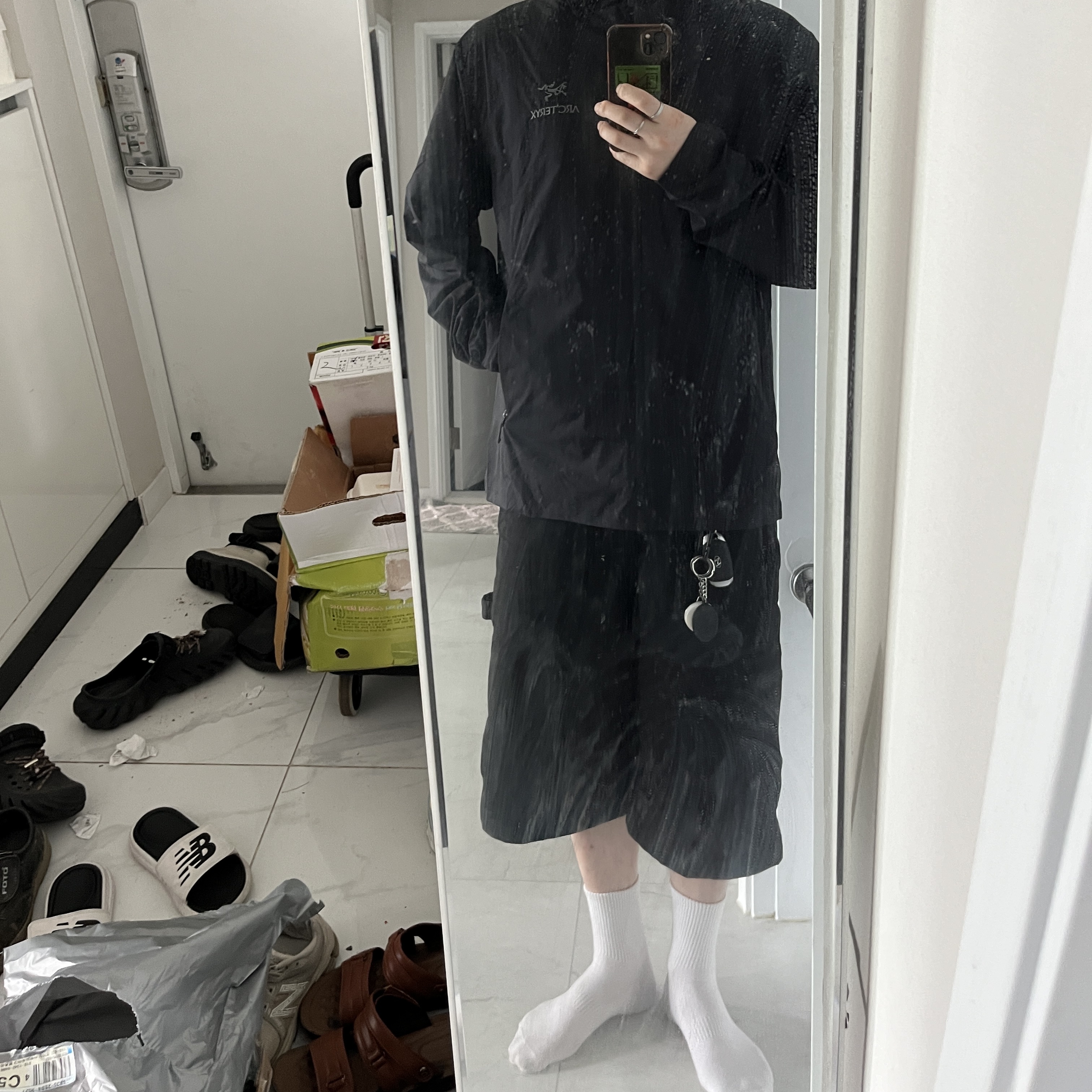 Arc'teryx Atom SL Hoody Black 착용 스타일
