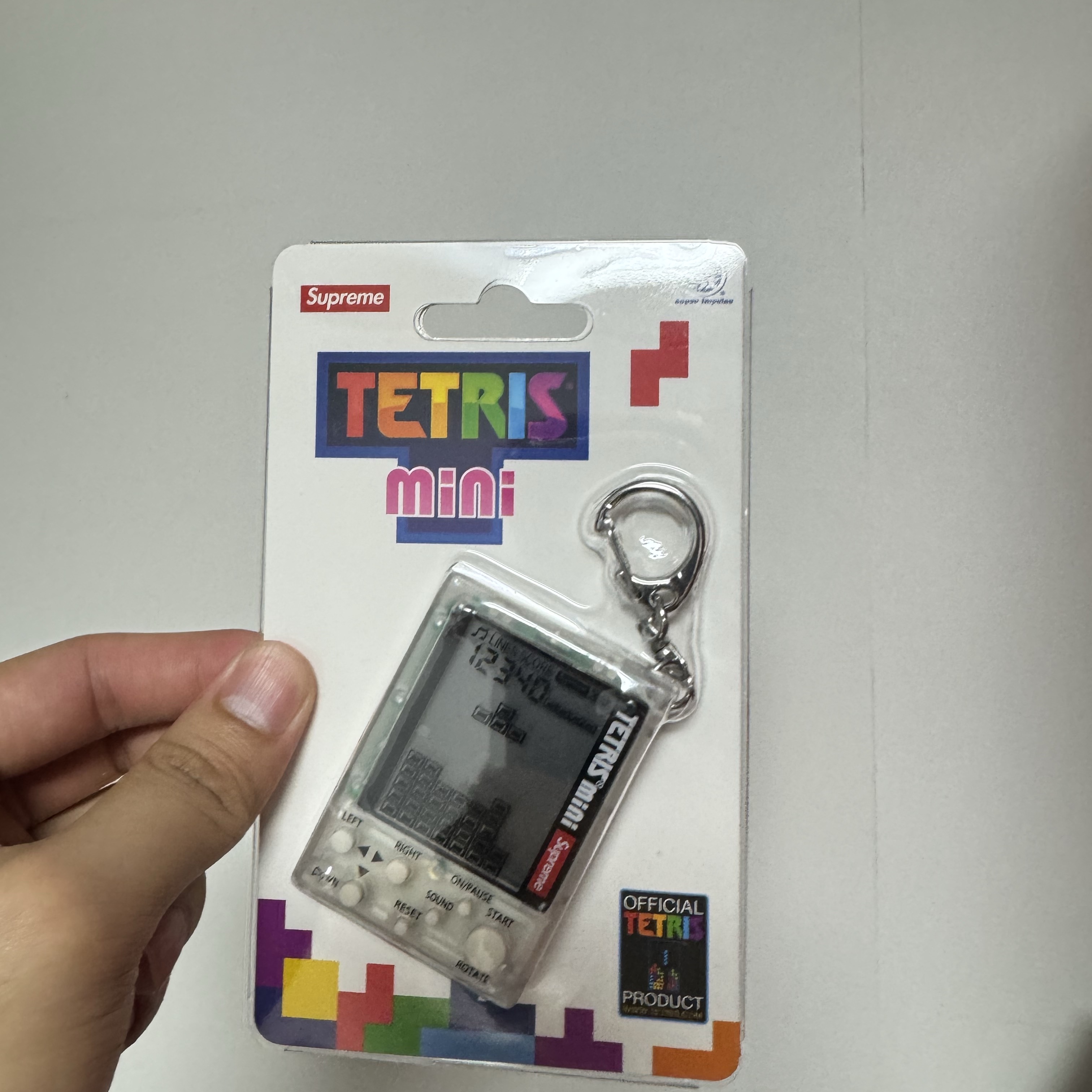 Supreme x Tetris Mini Clear - 24SS 착용 스타일