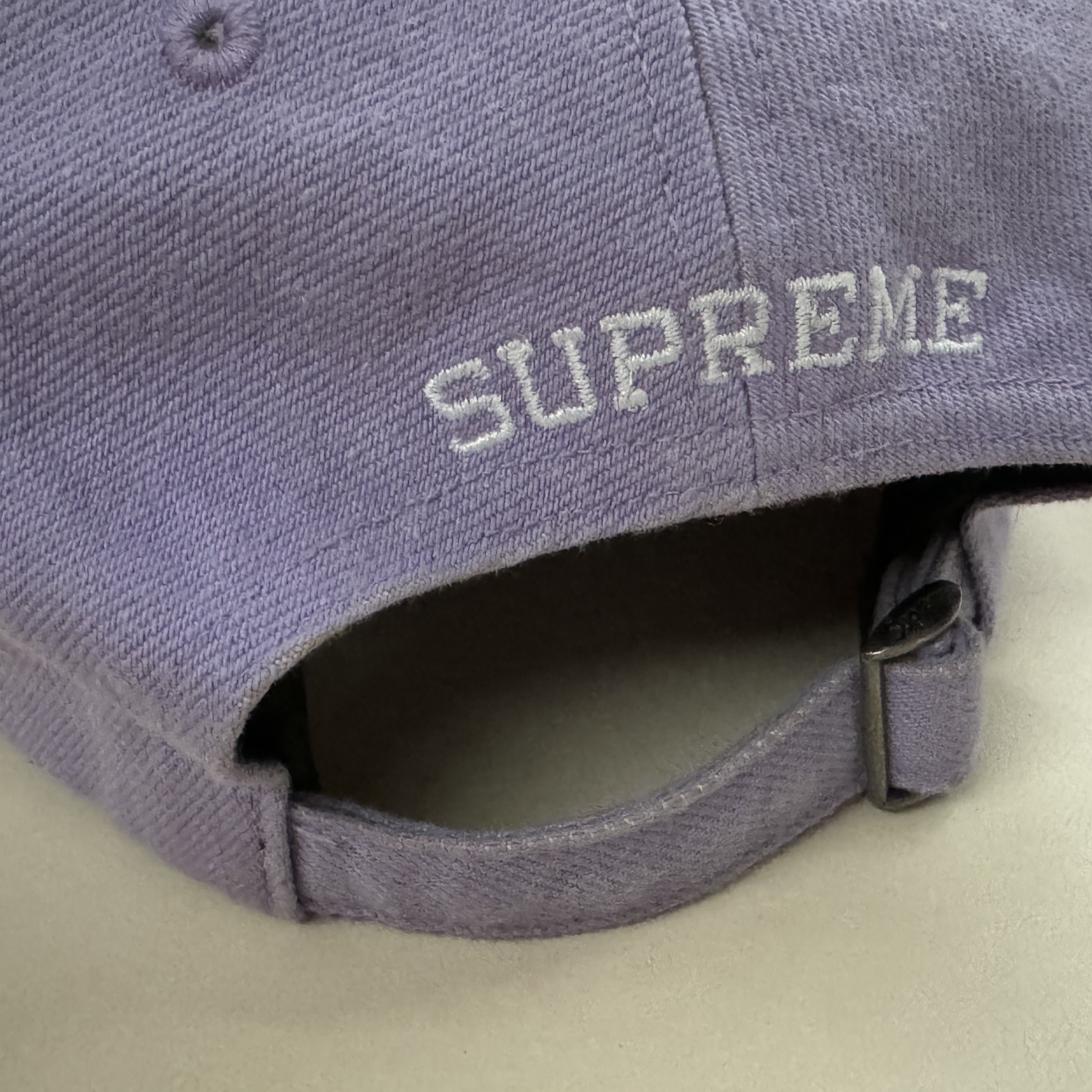 Supreme Kevlar Denim S Logo 6-Panel Light Purple - 22SS 착용 스타일 - 3