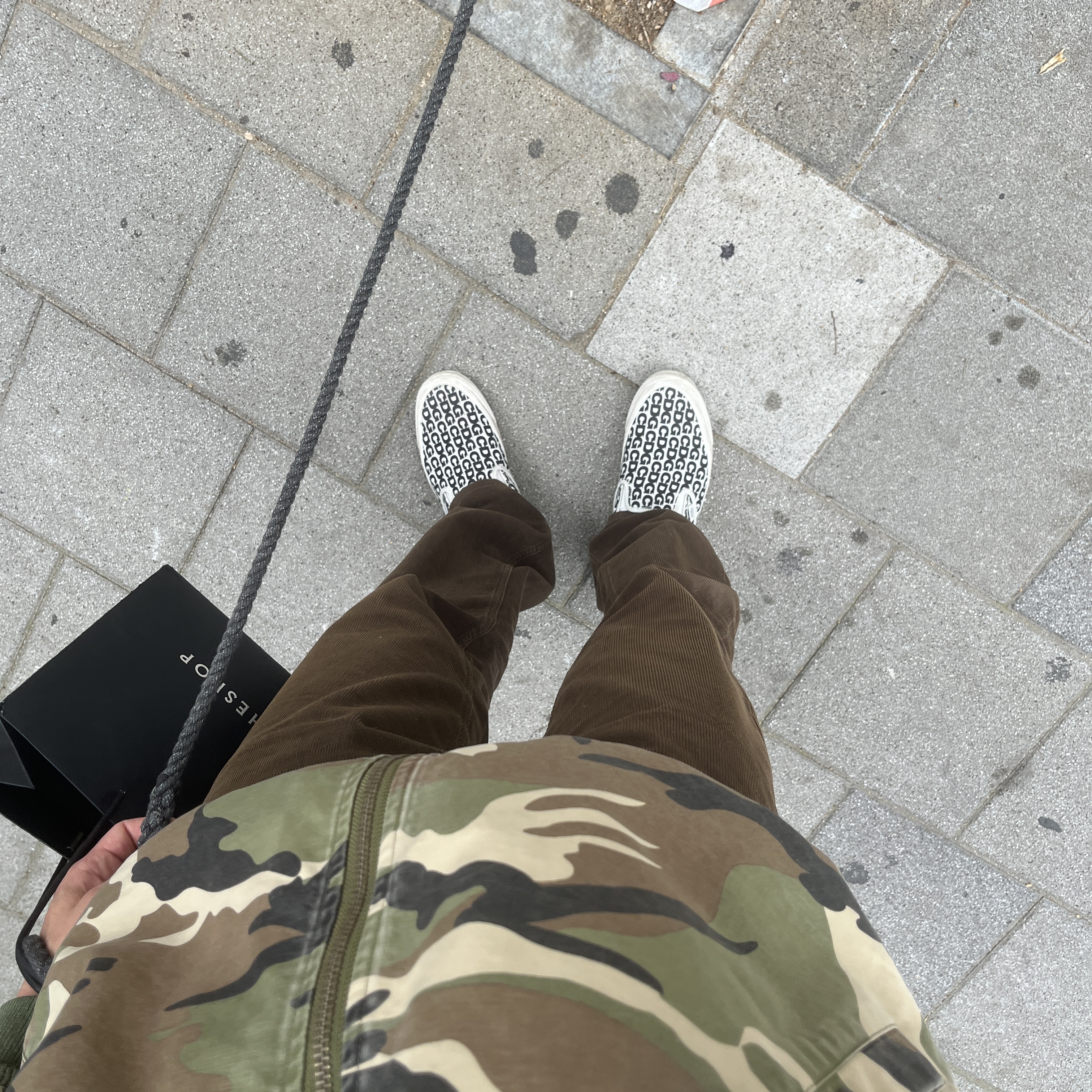 Vans Vault x CDG Slip-On LX White 착용 스타일